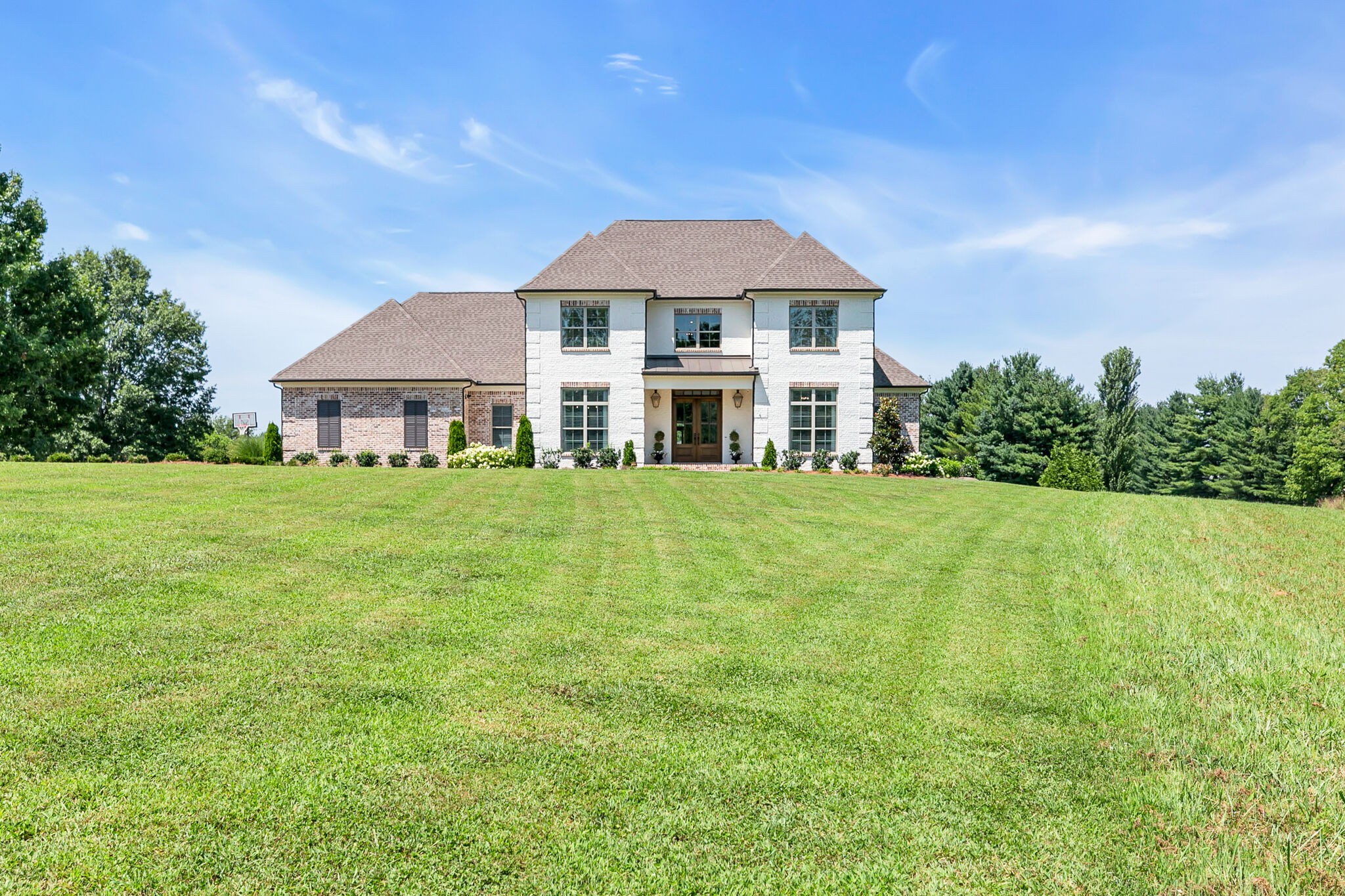 2109 Irby Ln