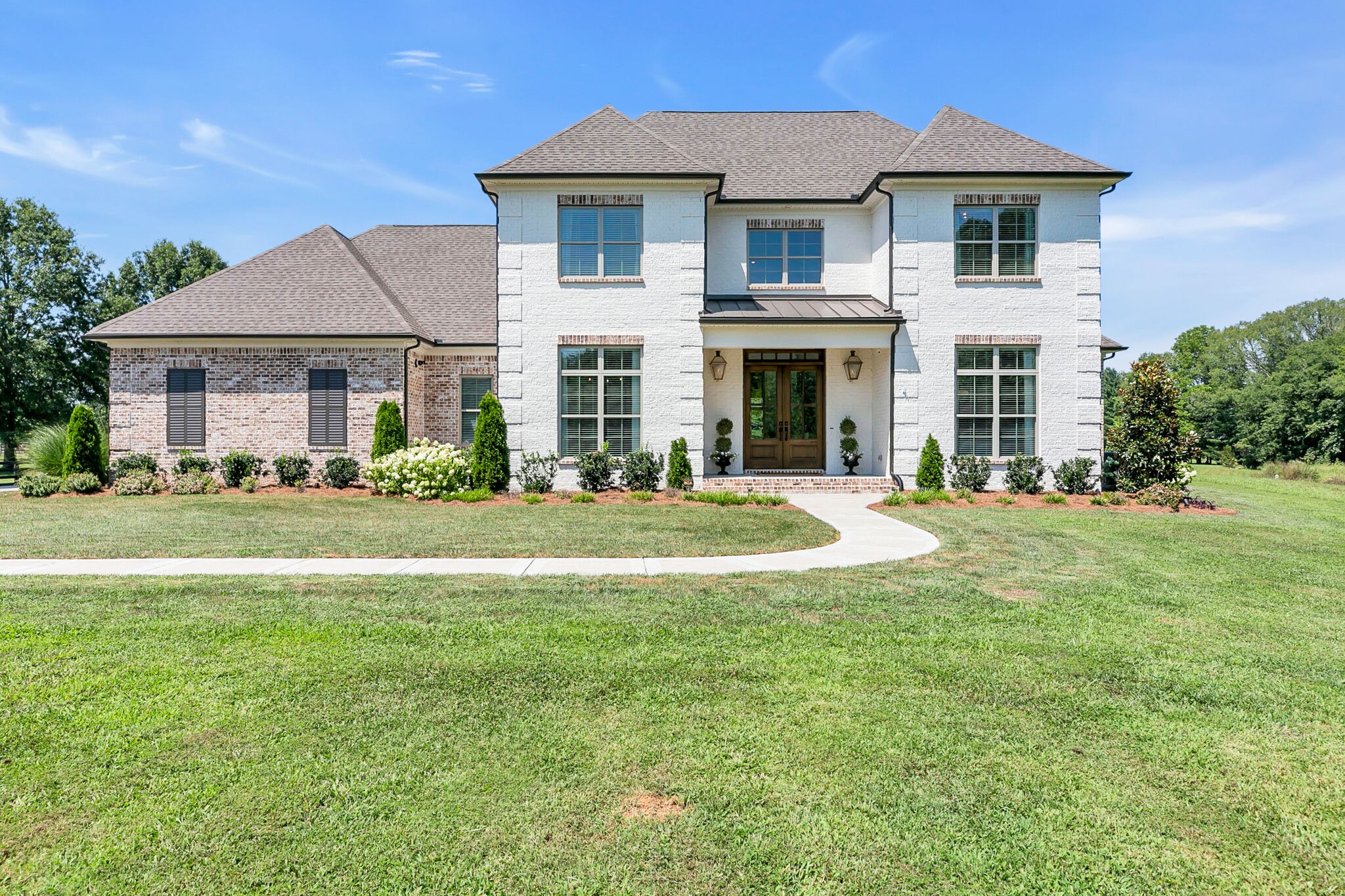 2109 Irby Ln