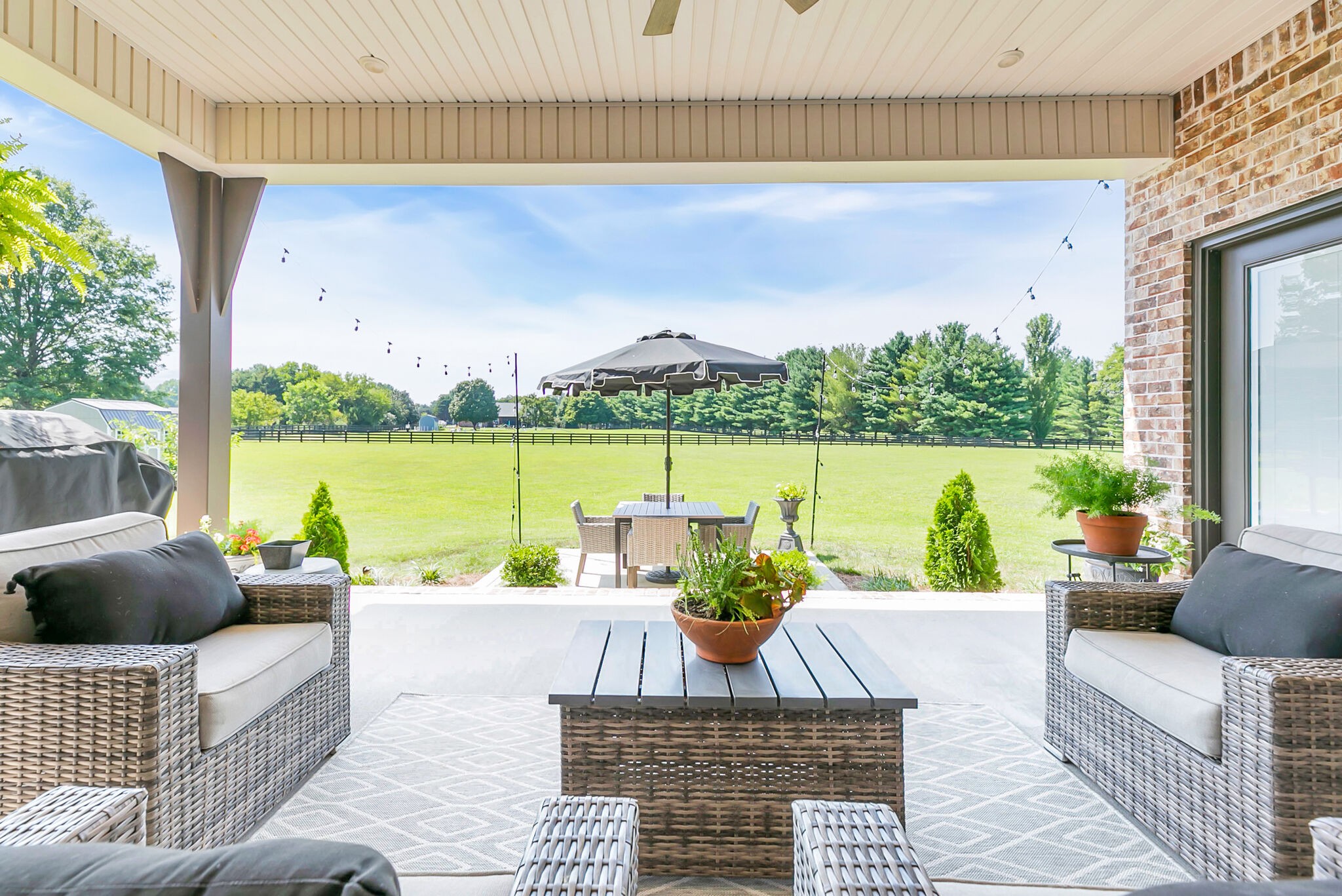 2109 Irby Ln