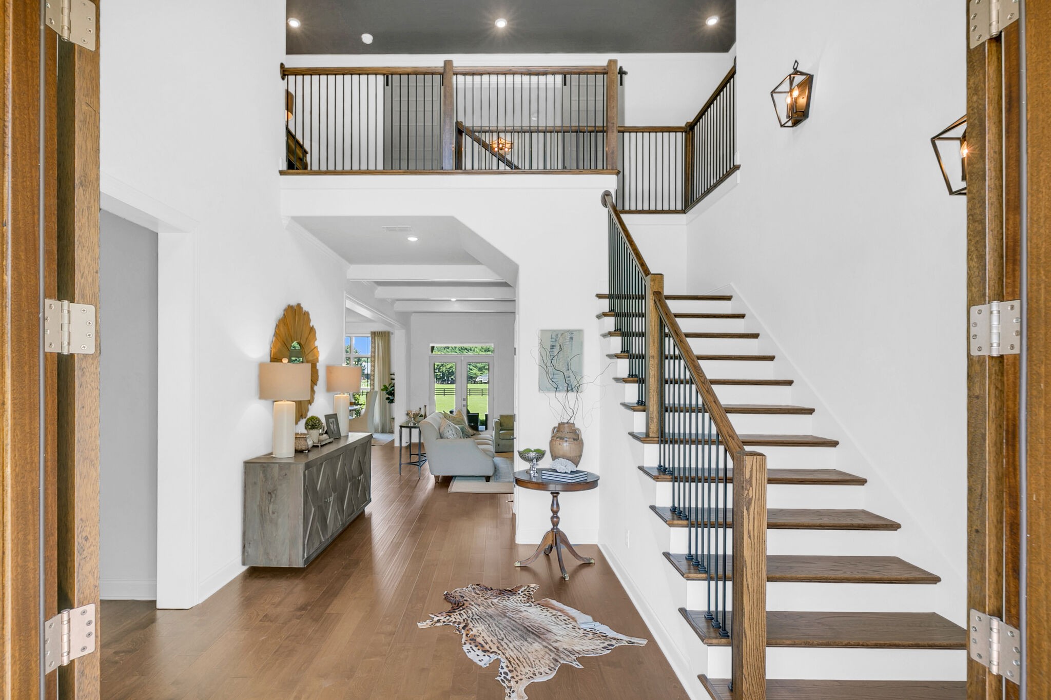 2109 Irby Ln