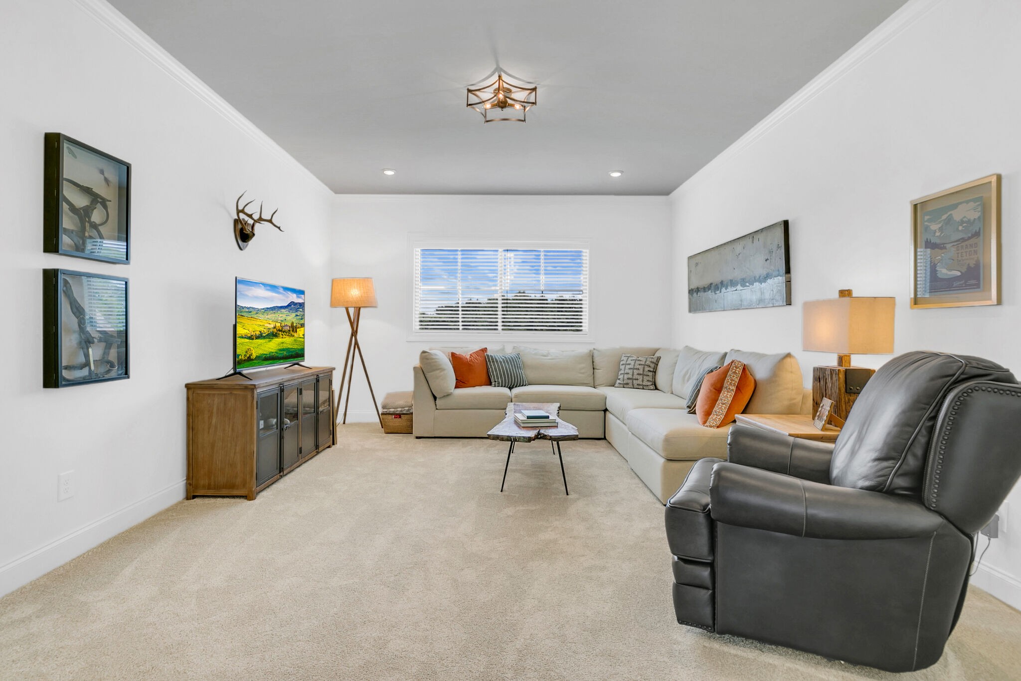 2109 Irby Ln