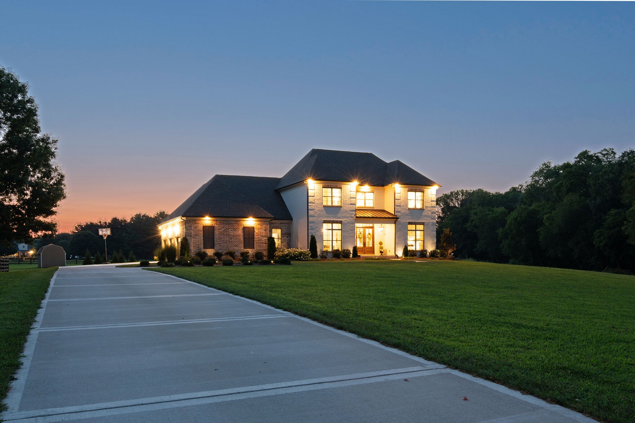 2109 Irby Ln