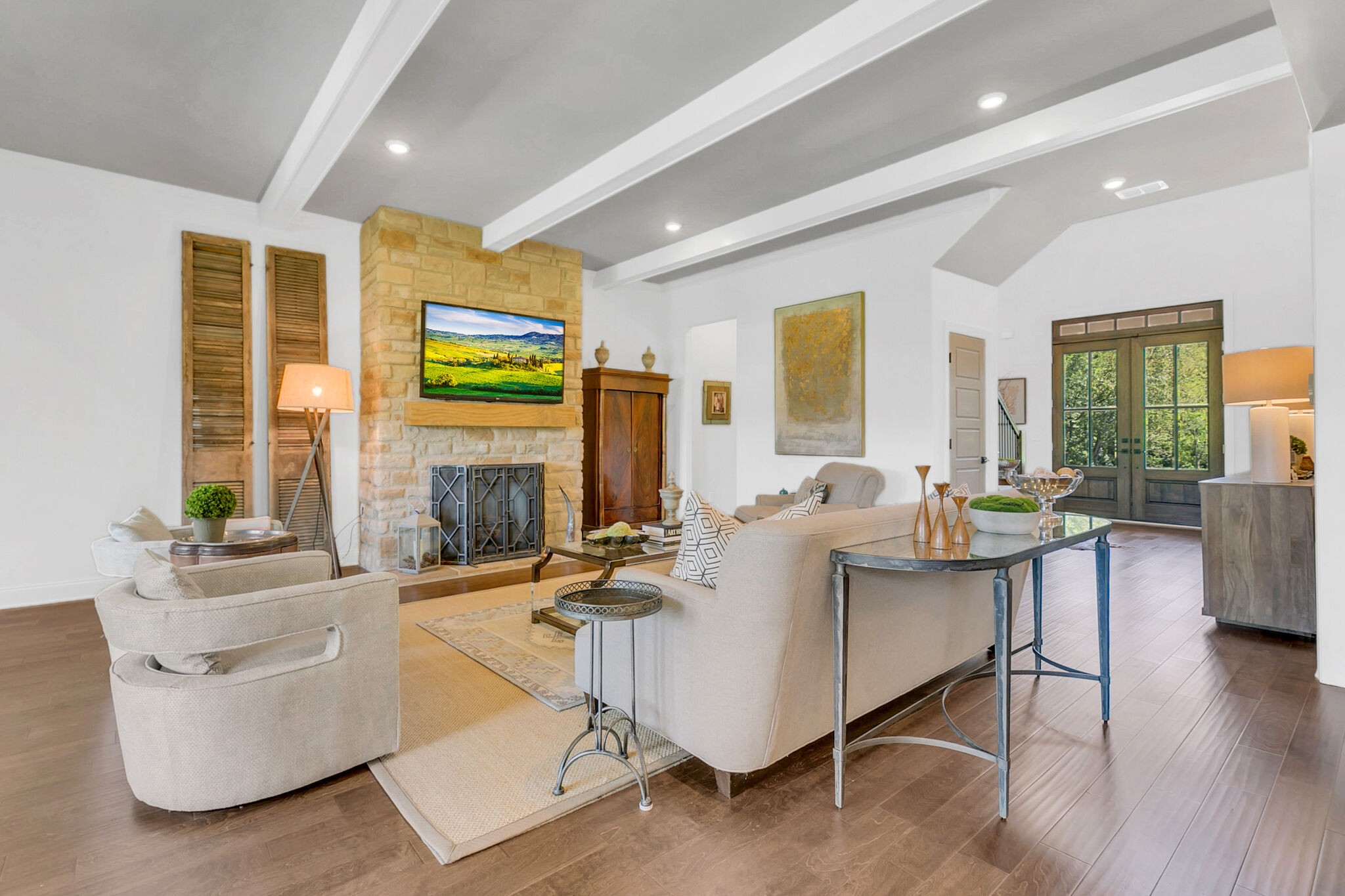 2109 Irby Ln