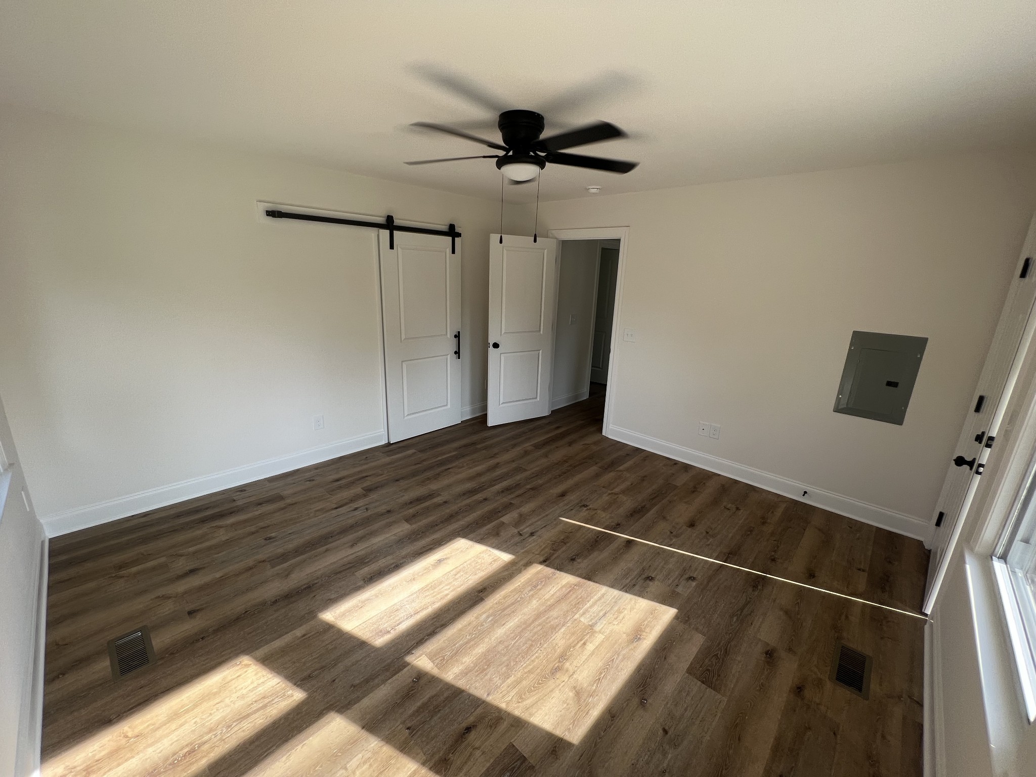 1419 N Tennessee Blvd