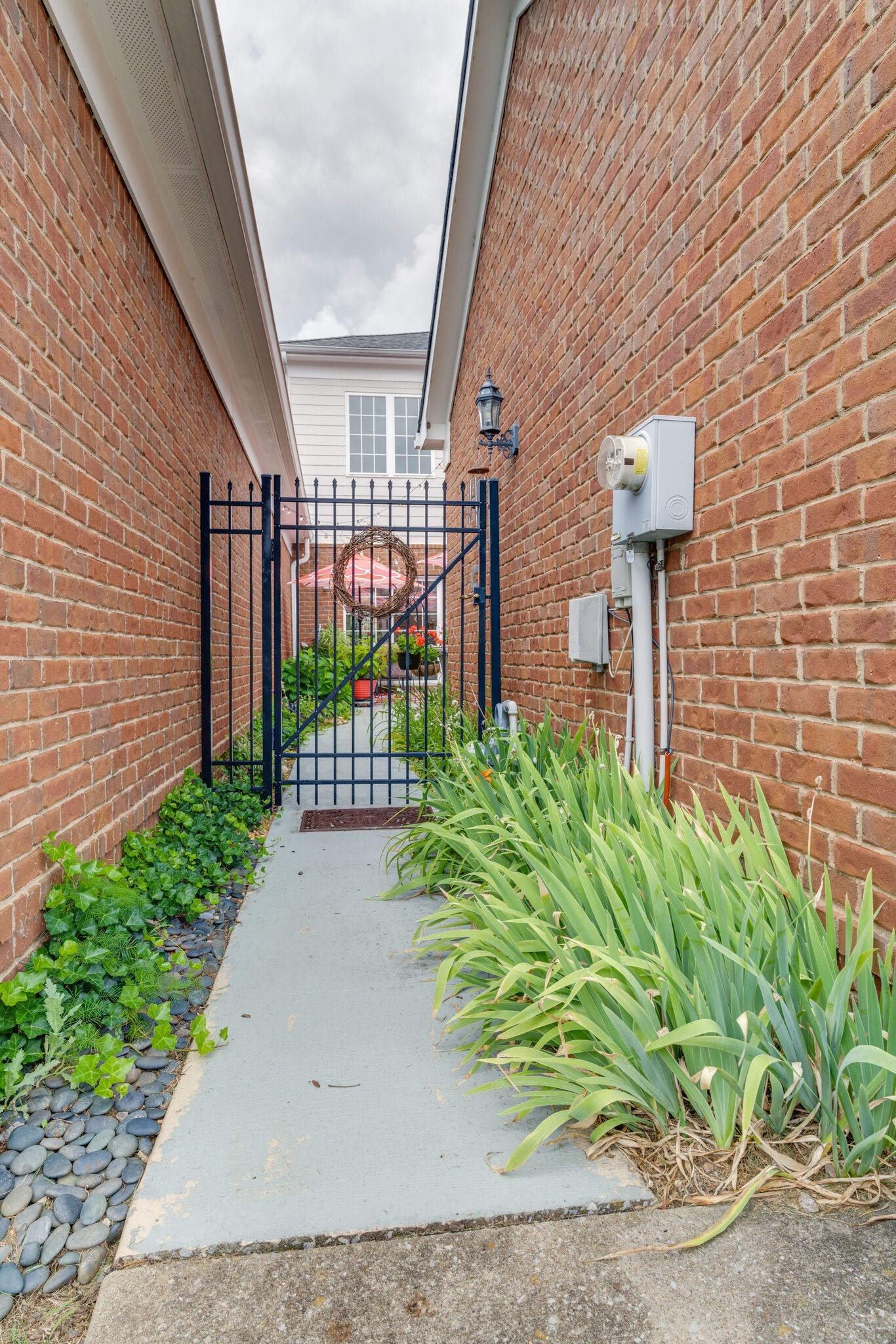 638 Springlake Drive