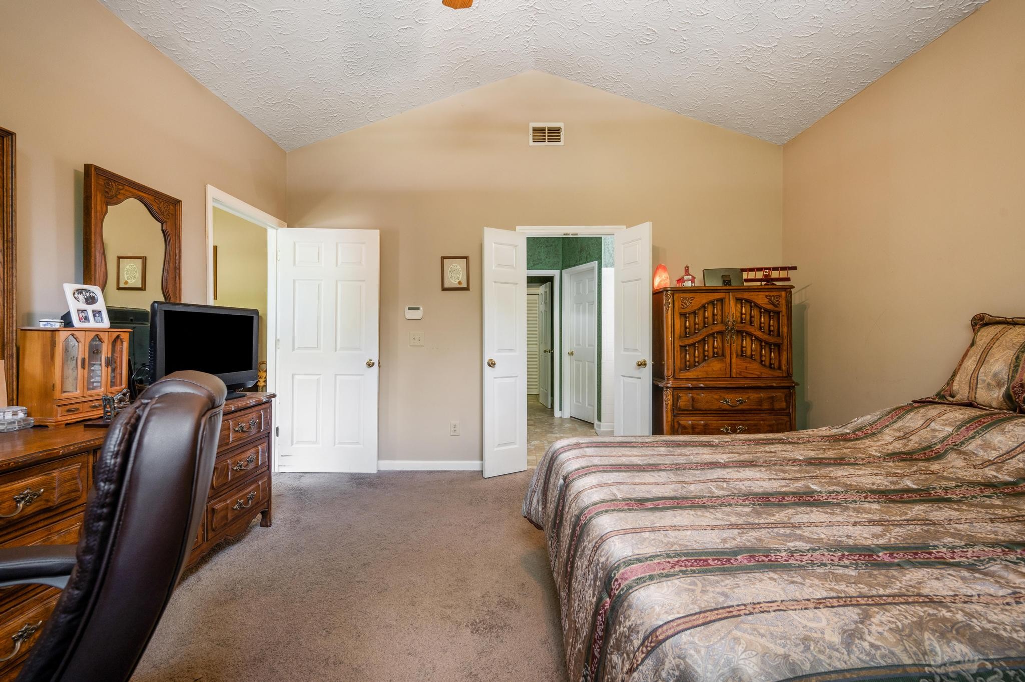 2226 Oak Barrel Lane