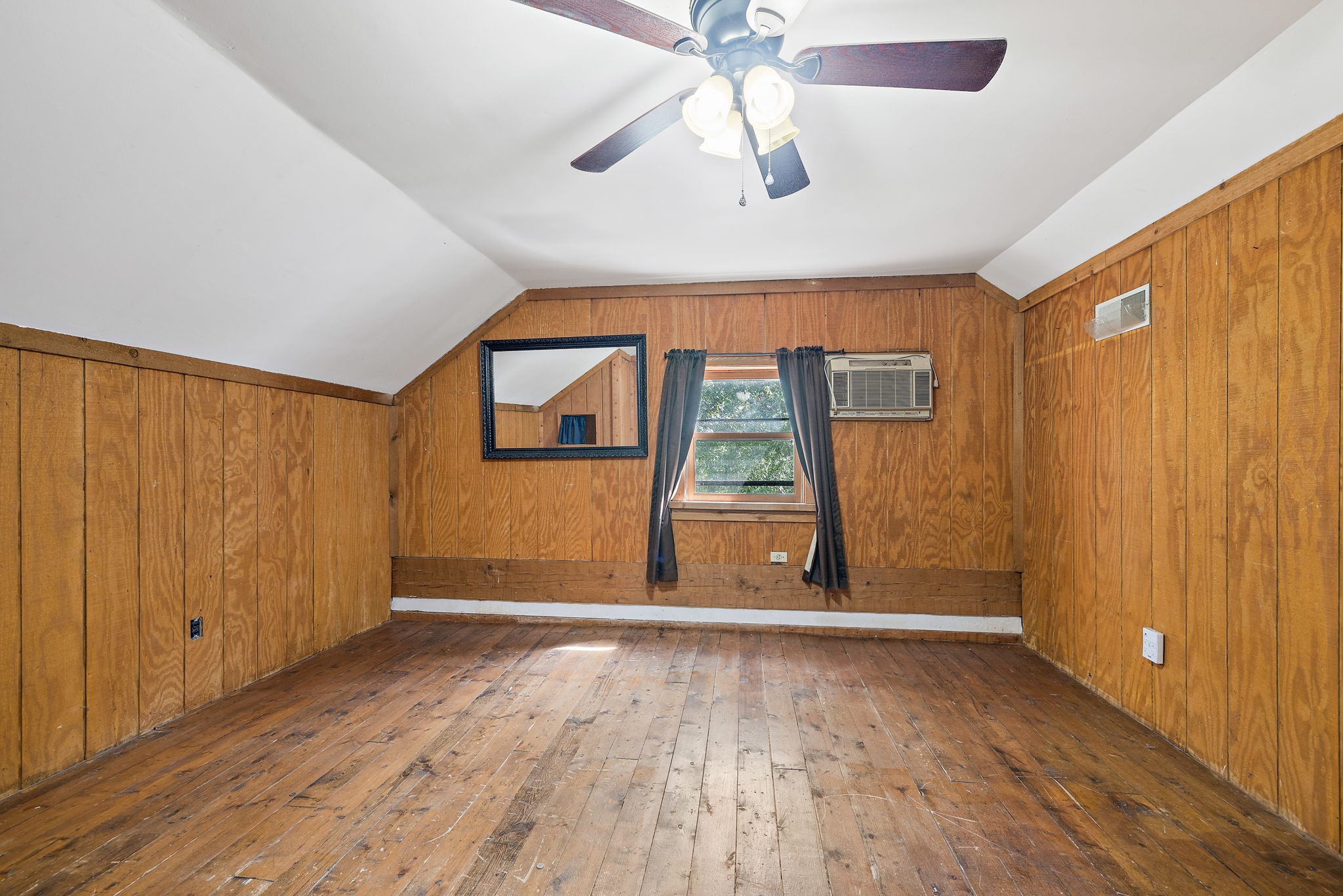 3579 Couchville Pike