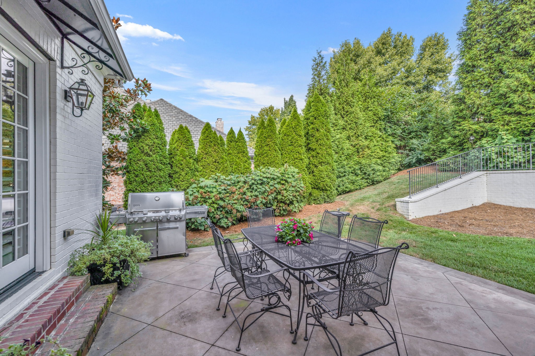 18 Ironwood Ln
