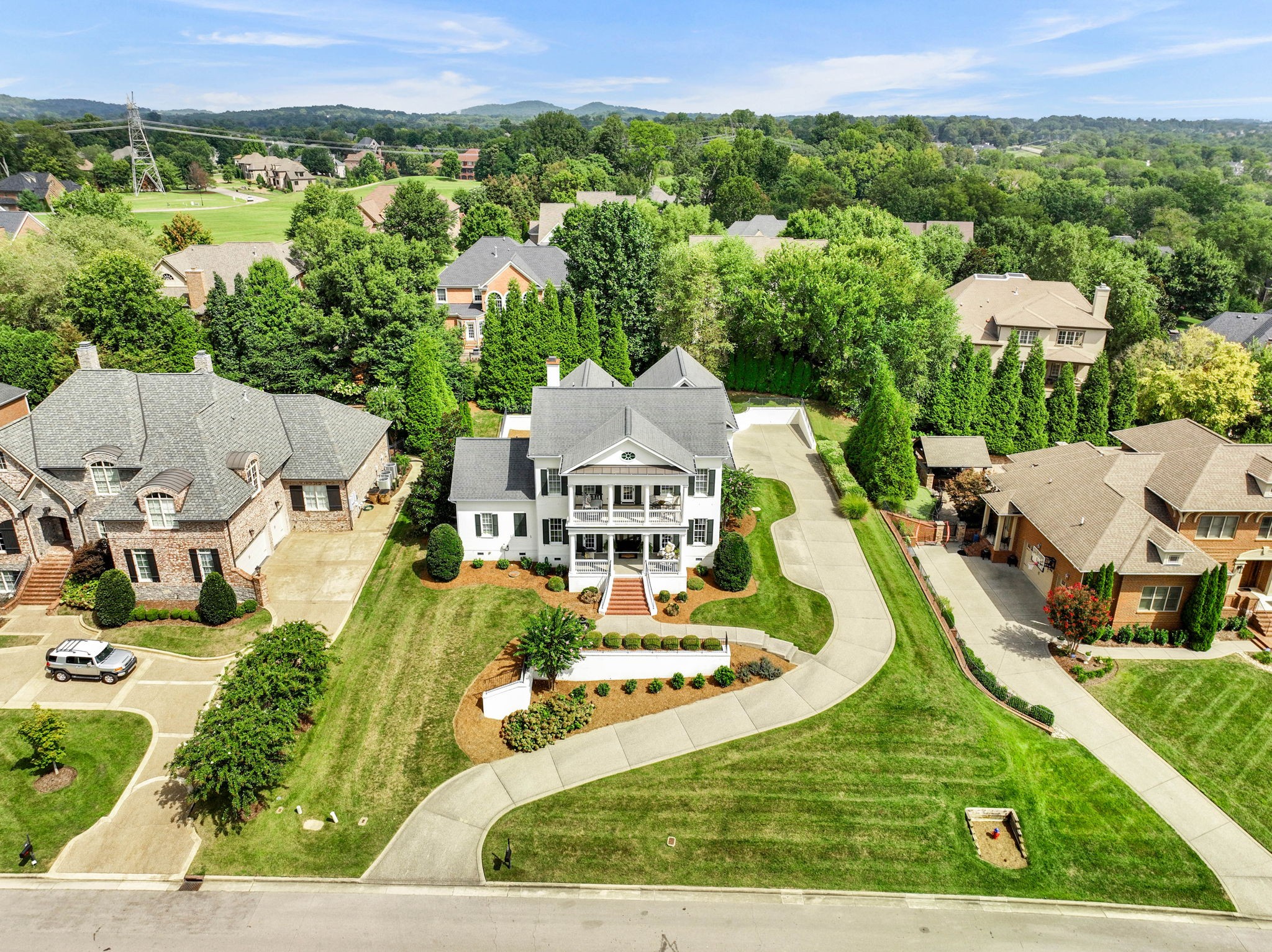 18 Ironwood Ln