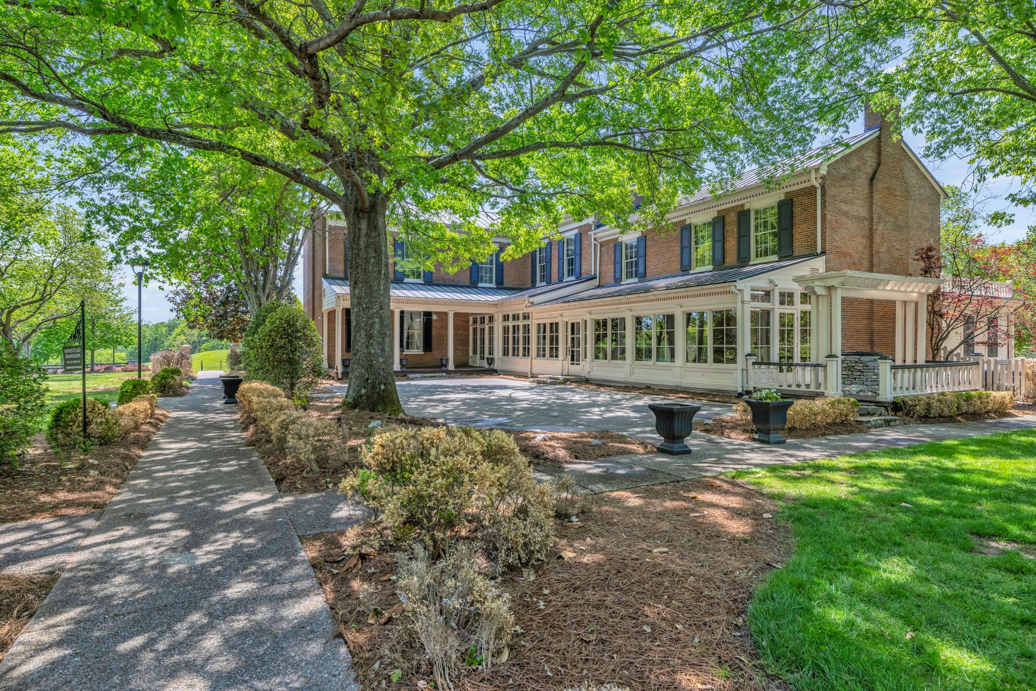 18 Ironwood Ln