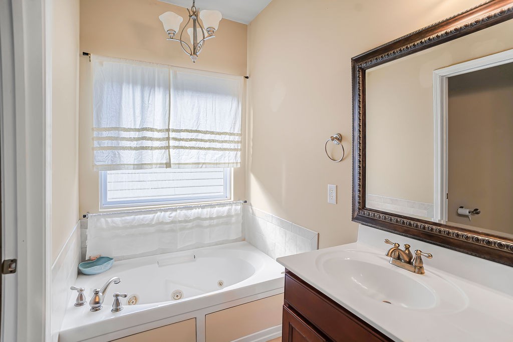 2148 Branch Oak Trl