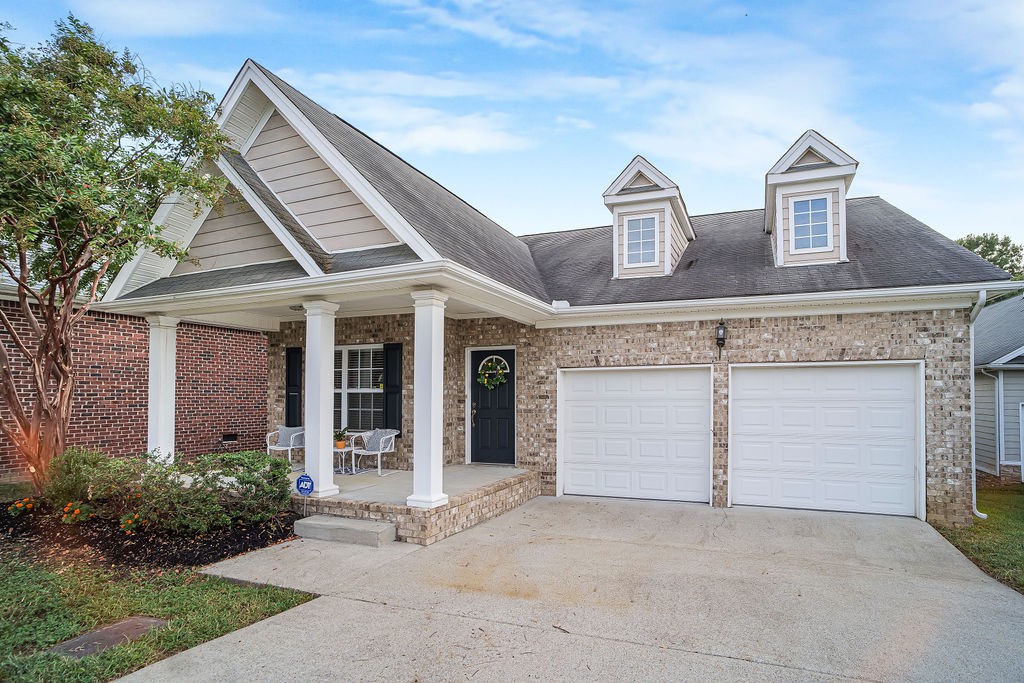 2148 Branch Oak Trl