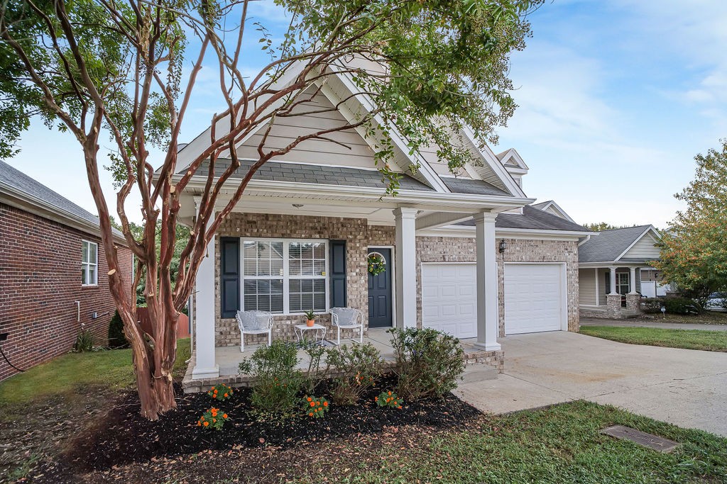 2148 Branch Oak Trl