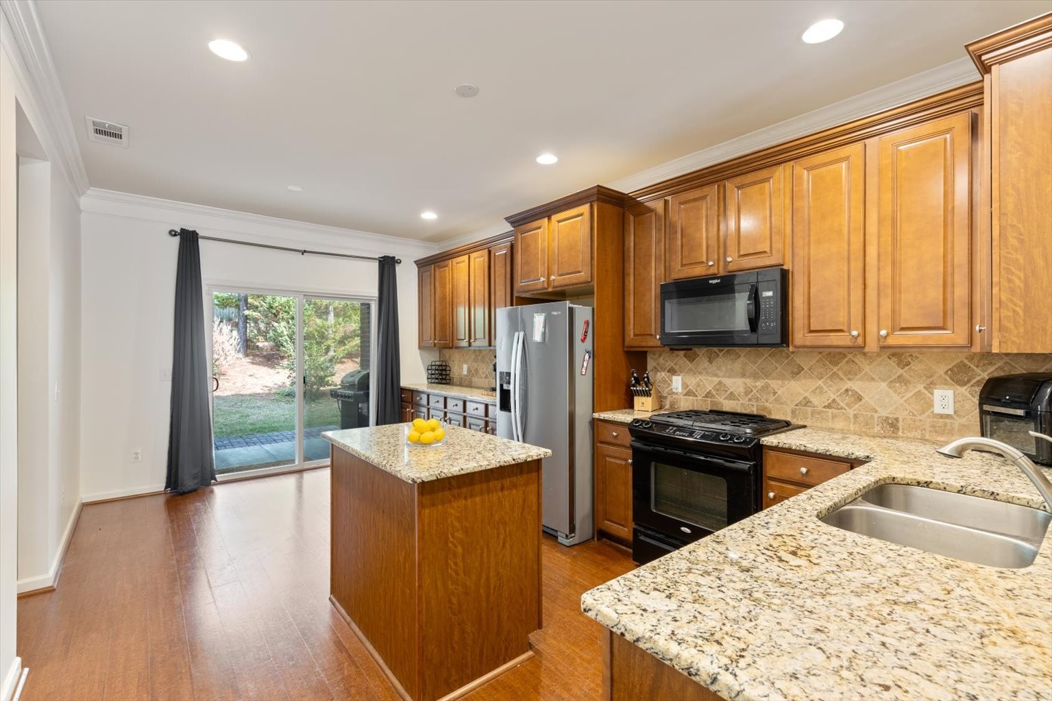 2349 Traemoor Village Pl