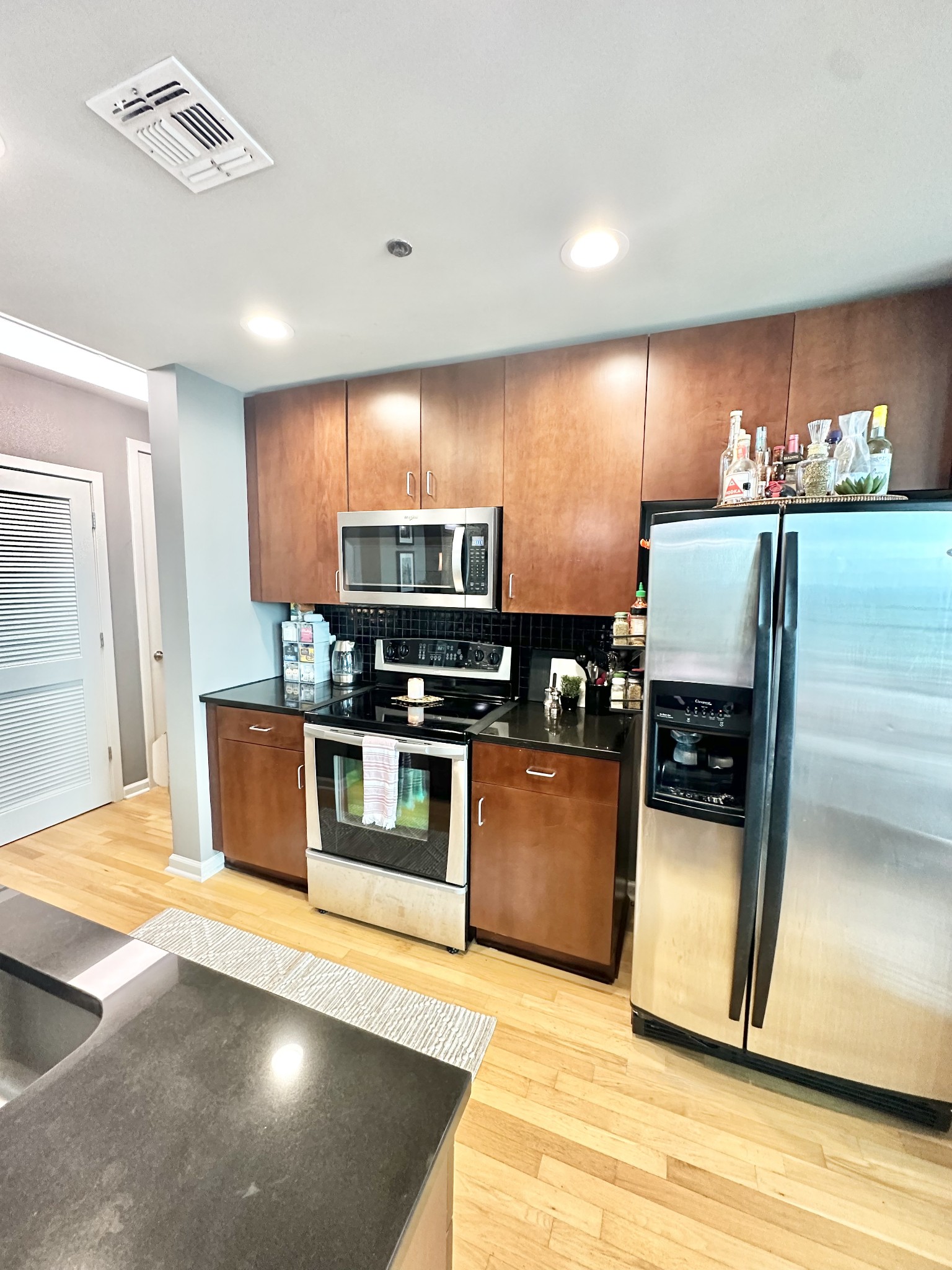 415 Church St Unit: 2904