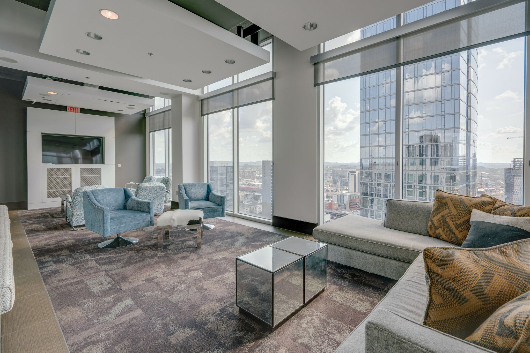 415 Church St Unit: 2904