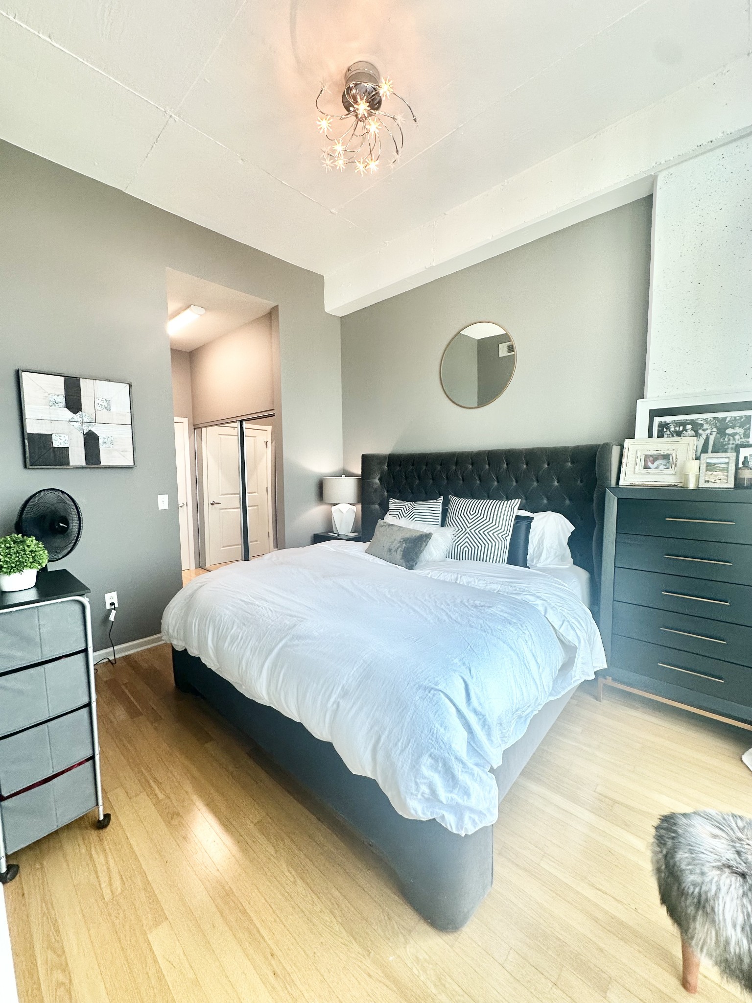 415 Church St Unit: 2904