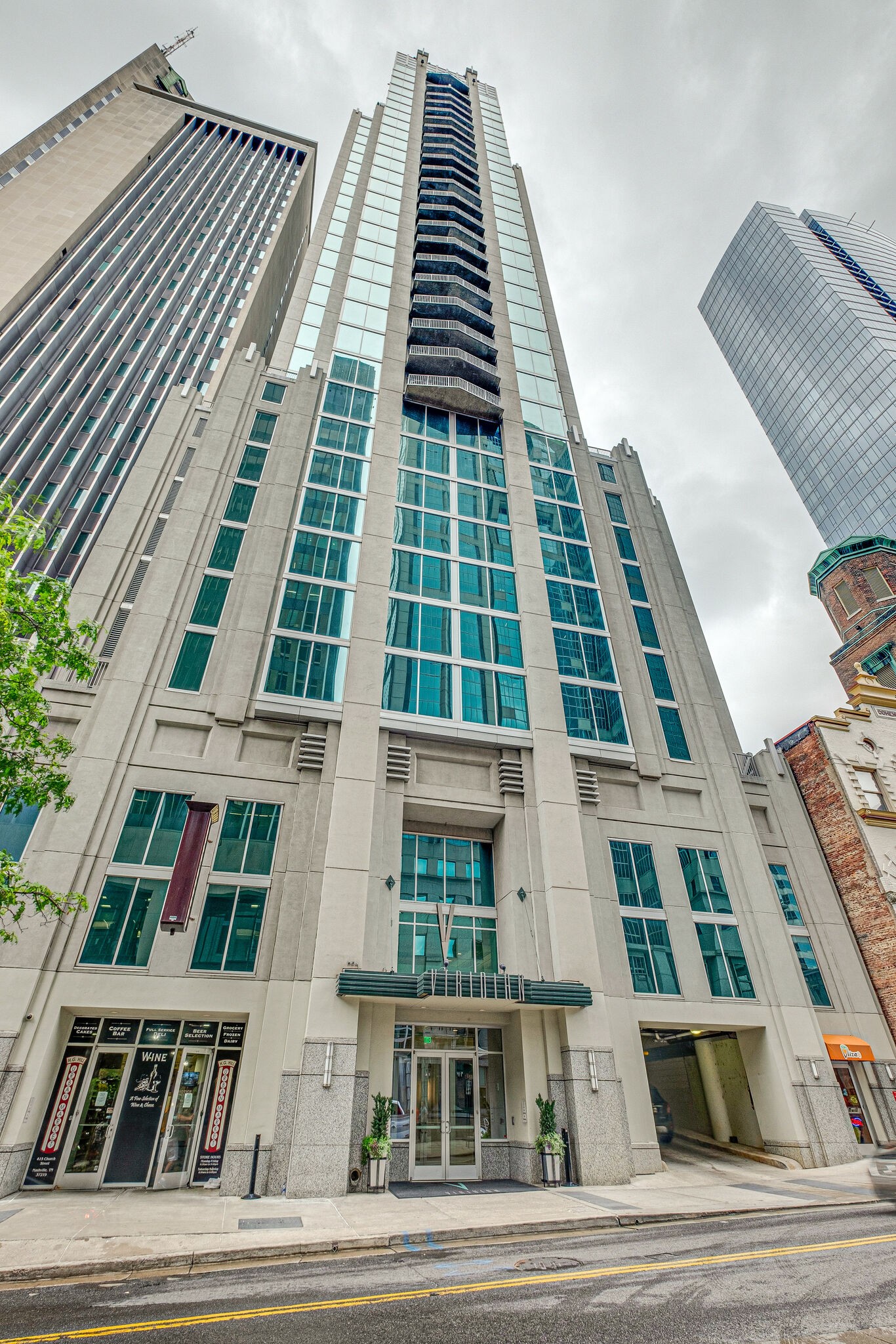 415 Church St Unit: 2904