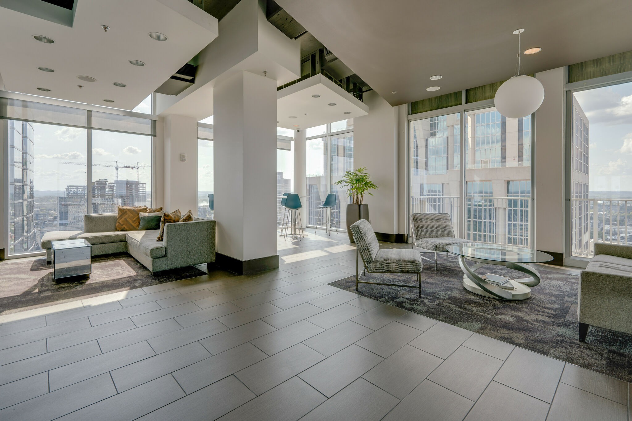 415 Church St Unit: 2904