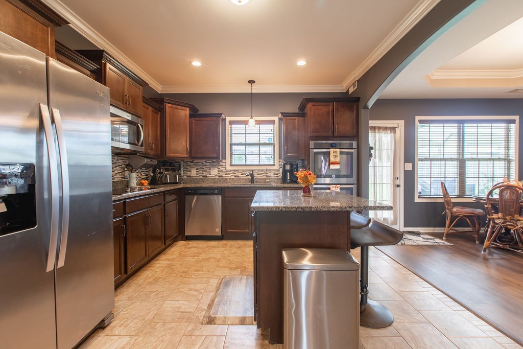 1324 Winterset Dr