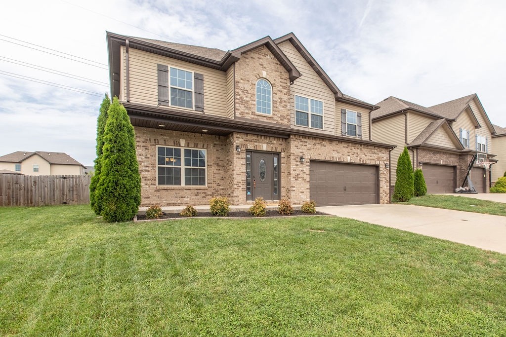 1324 Winterset Dr