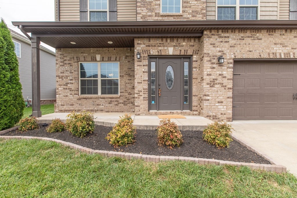 1324 Winterset Dr