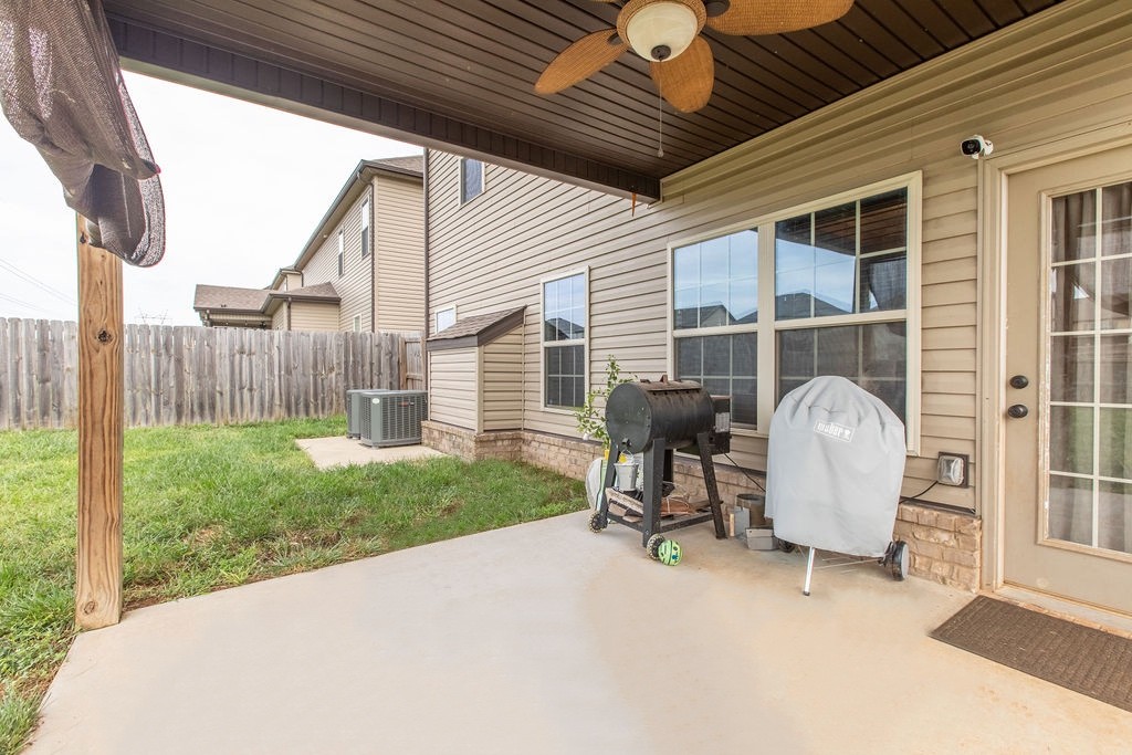 1324 Winterset Dr