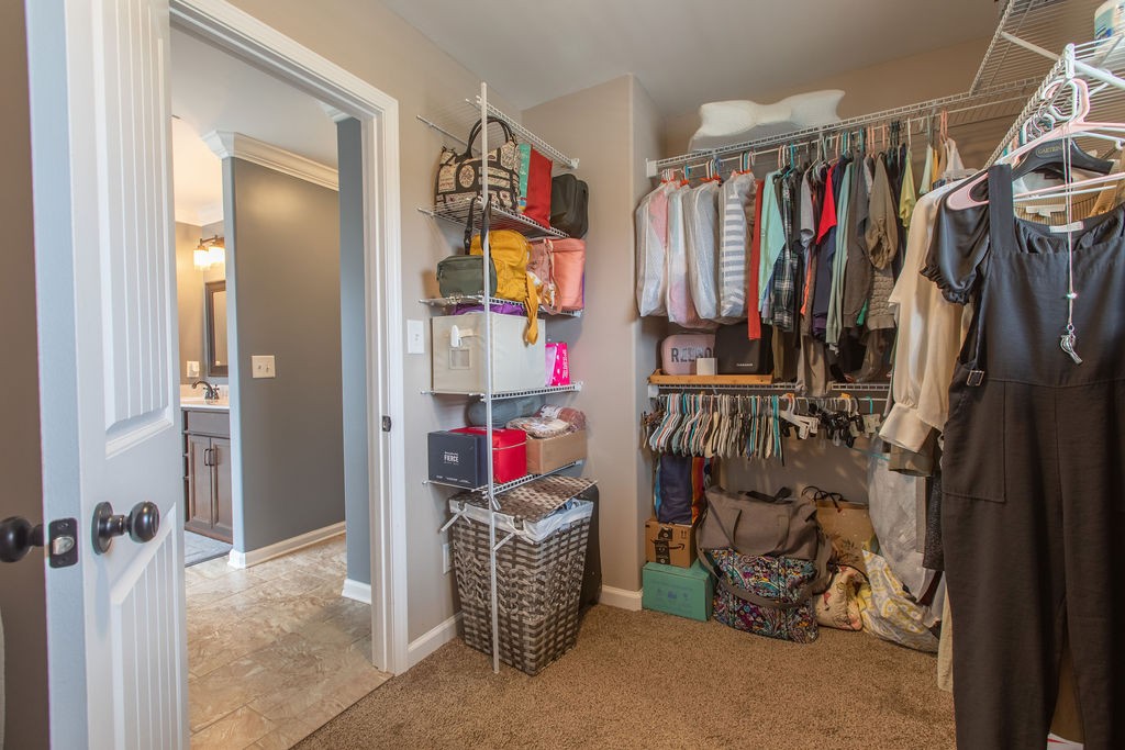1324 Winterset Dr