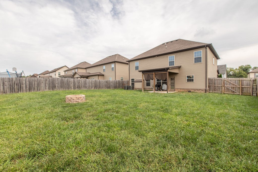 1324 Winterset Dr