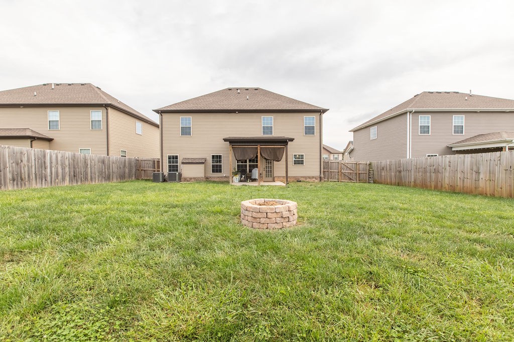 1324 Winterset Dr