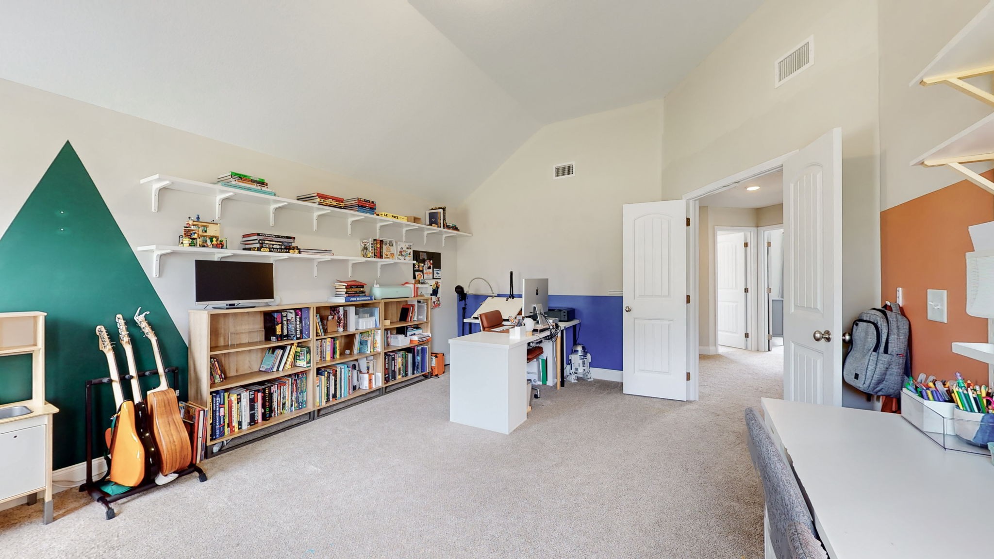 2331 Pathfinder Dr