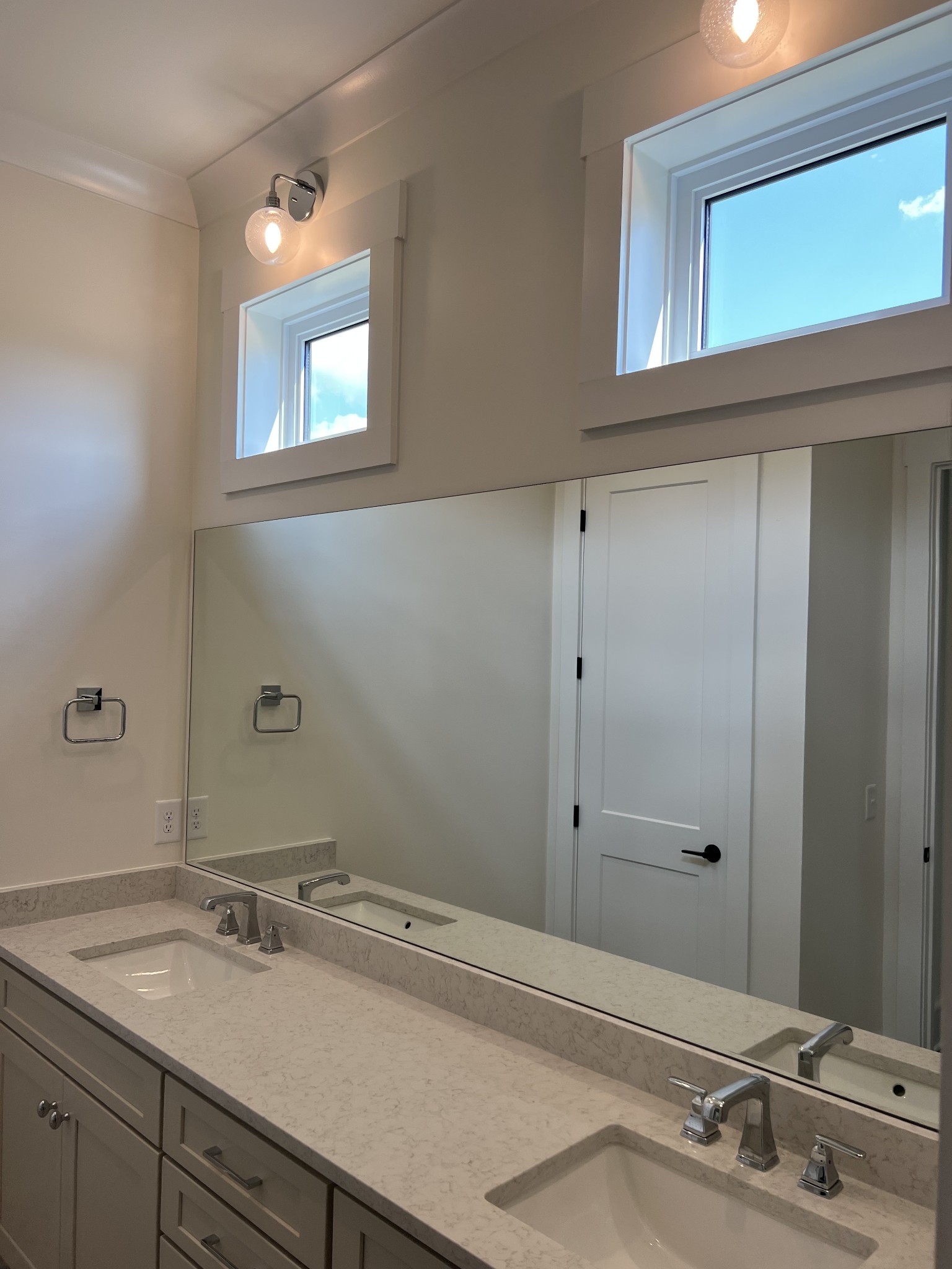 4542 Campbellsville Pike