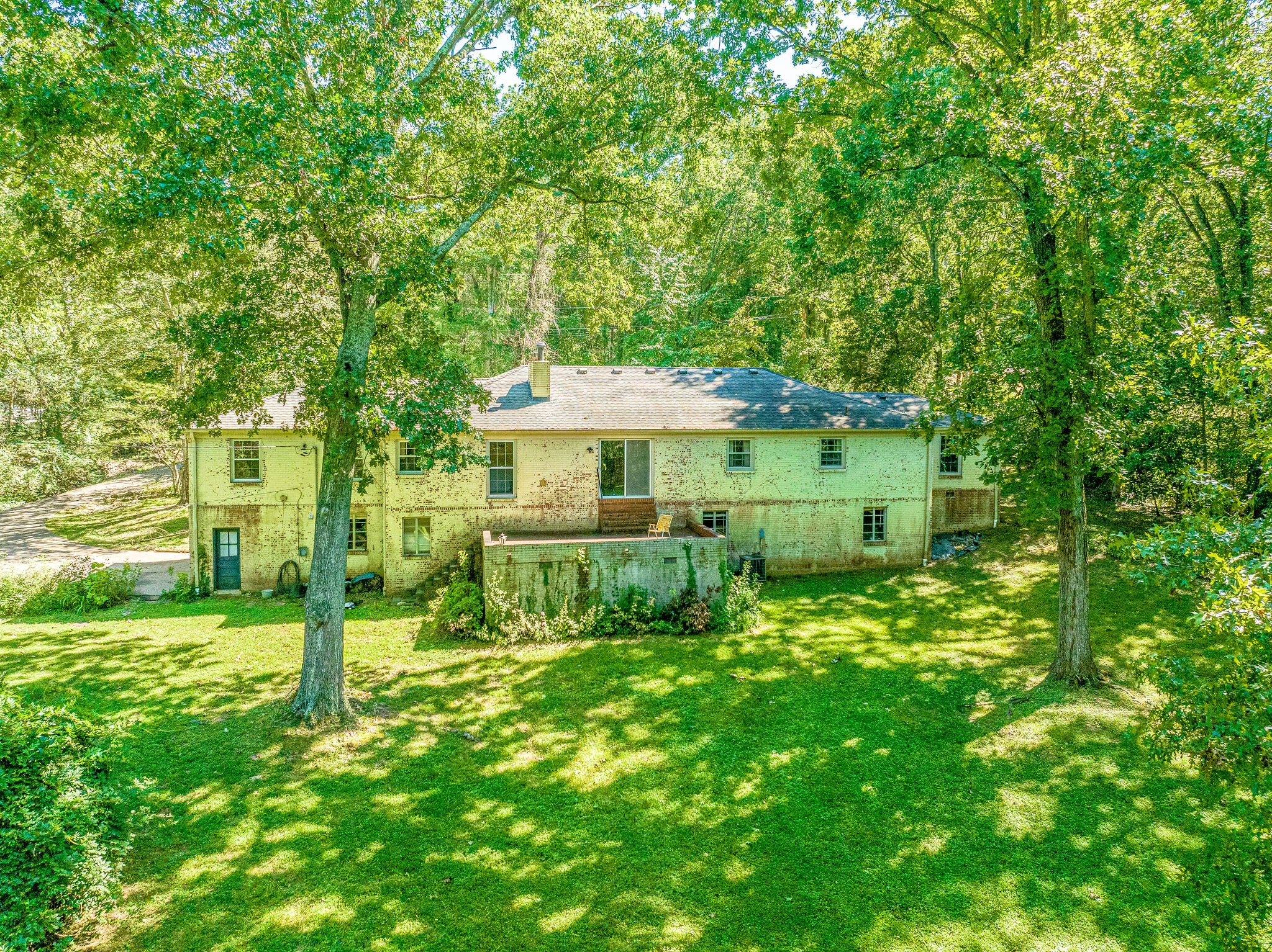 6003 Sherwood Dr