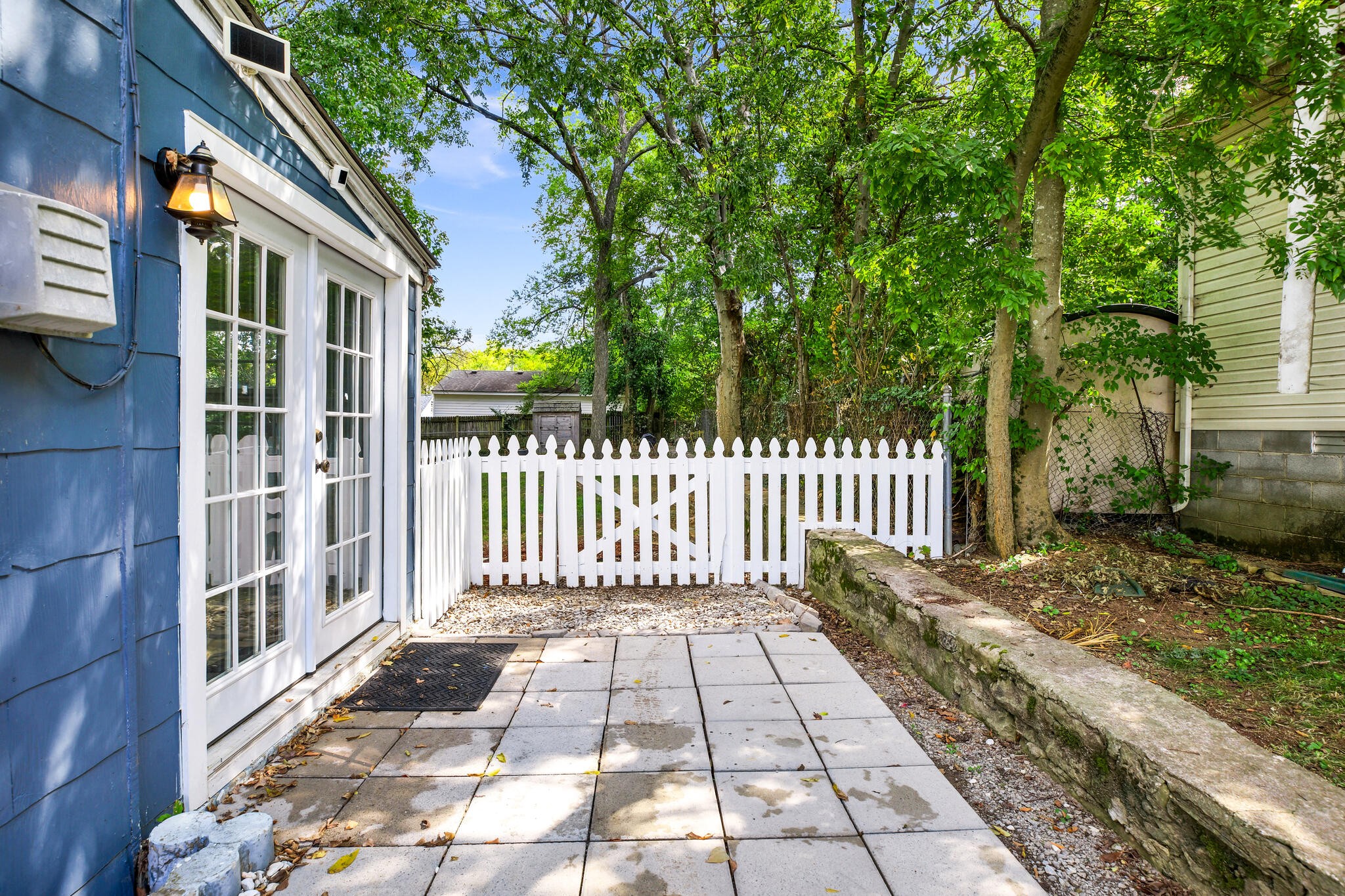 2913 Highland Dr