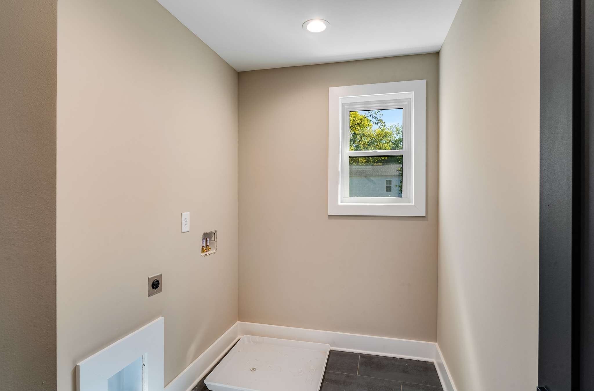 1404 Chester Ave Unit: B