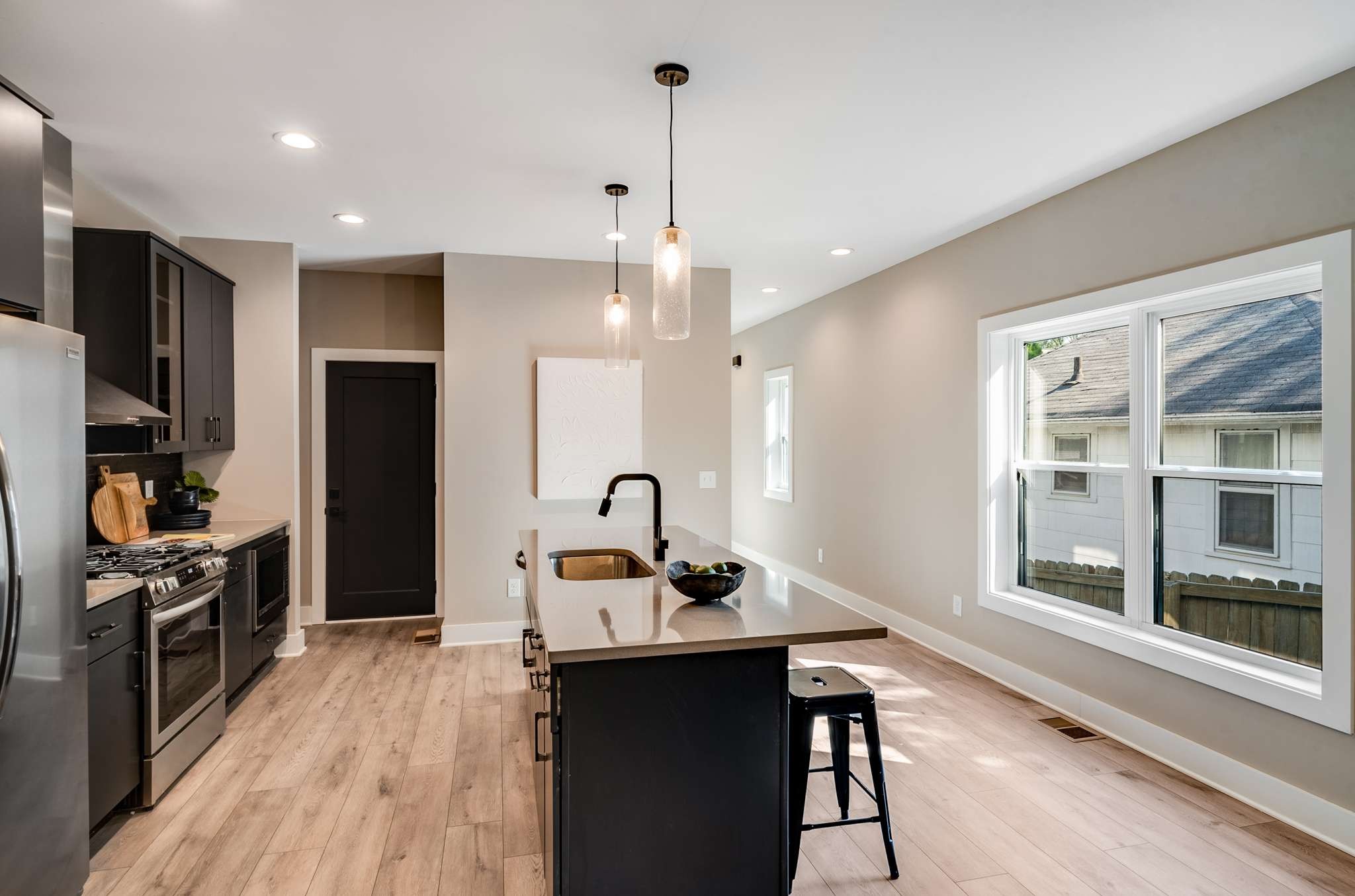 1404 Chester Ave Unit: B