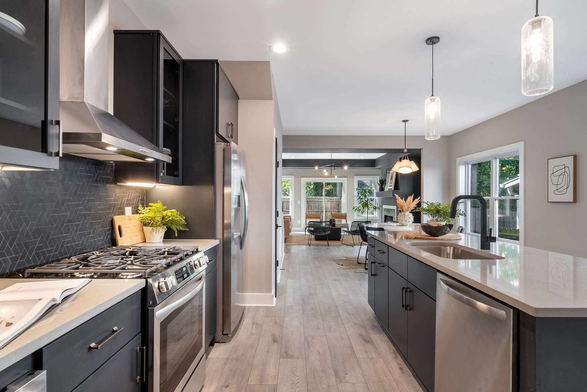 1404 Chester Ave Unit: A