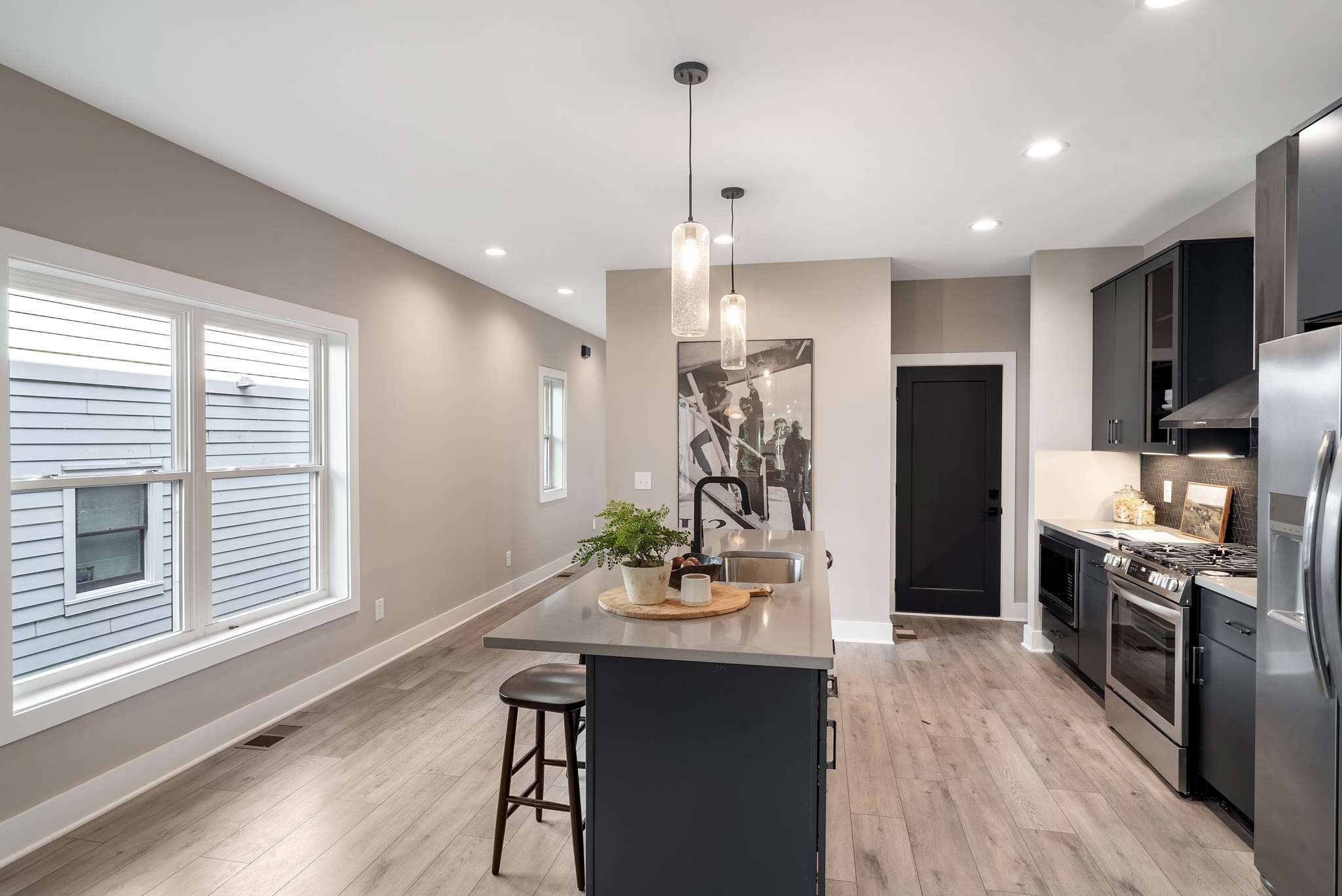 1404 Chester Ave Unit: A