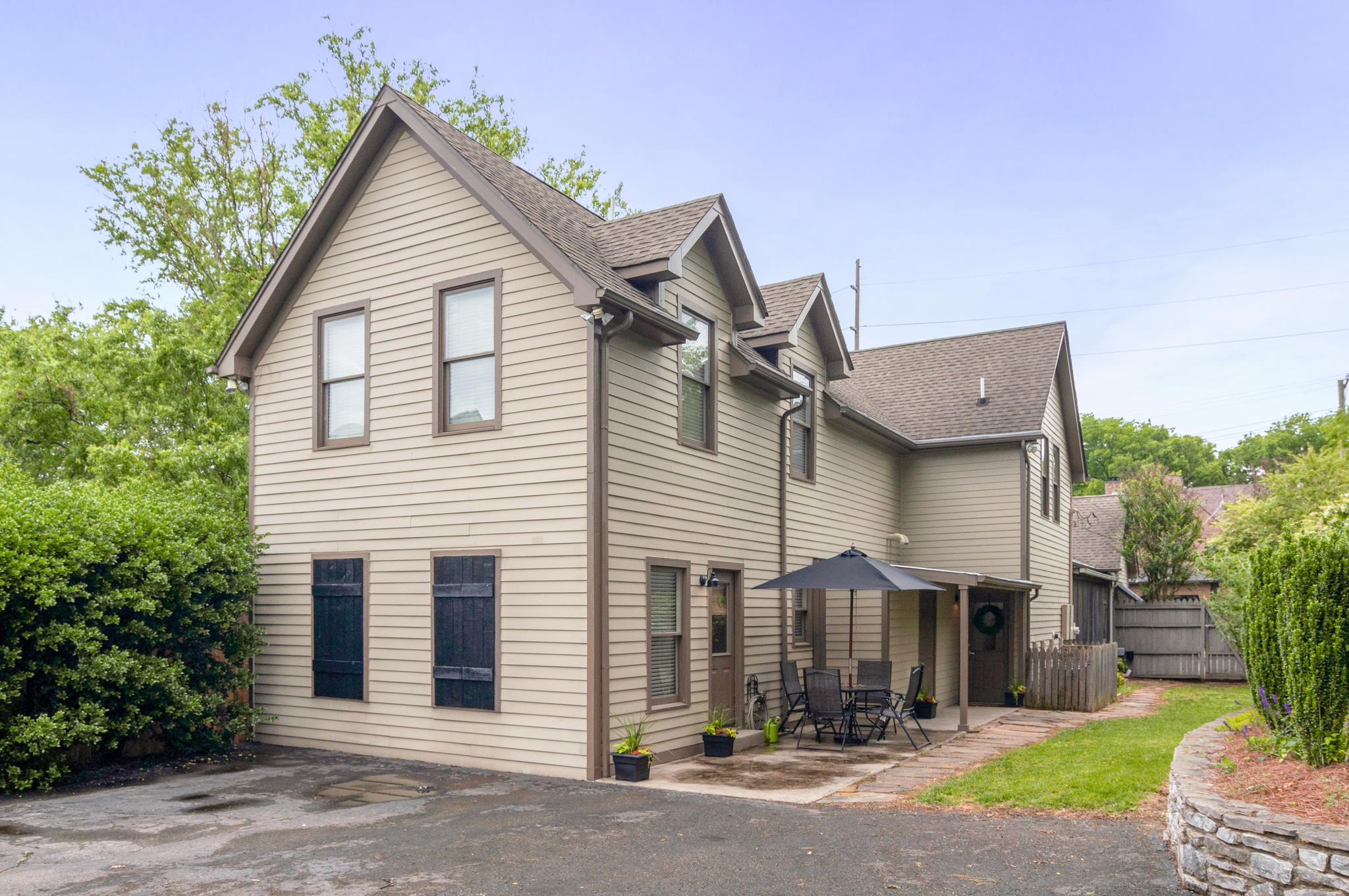 1311 7th Ave, N