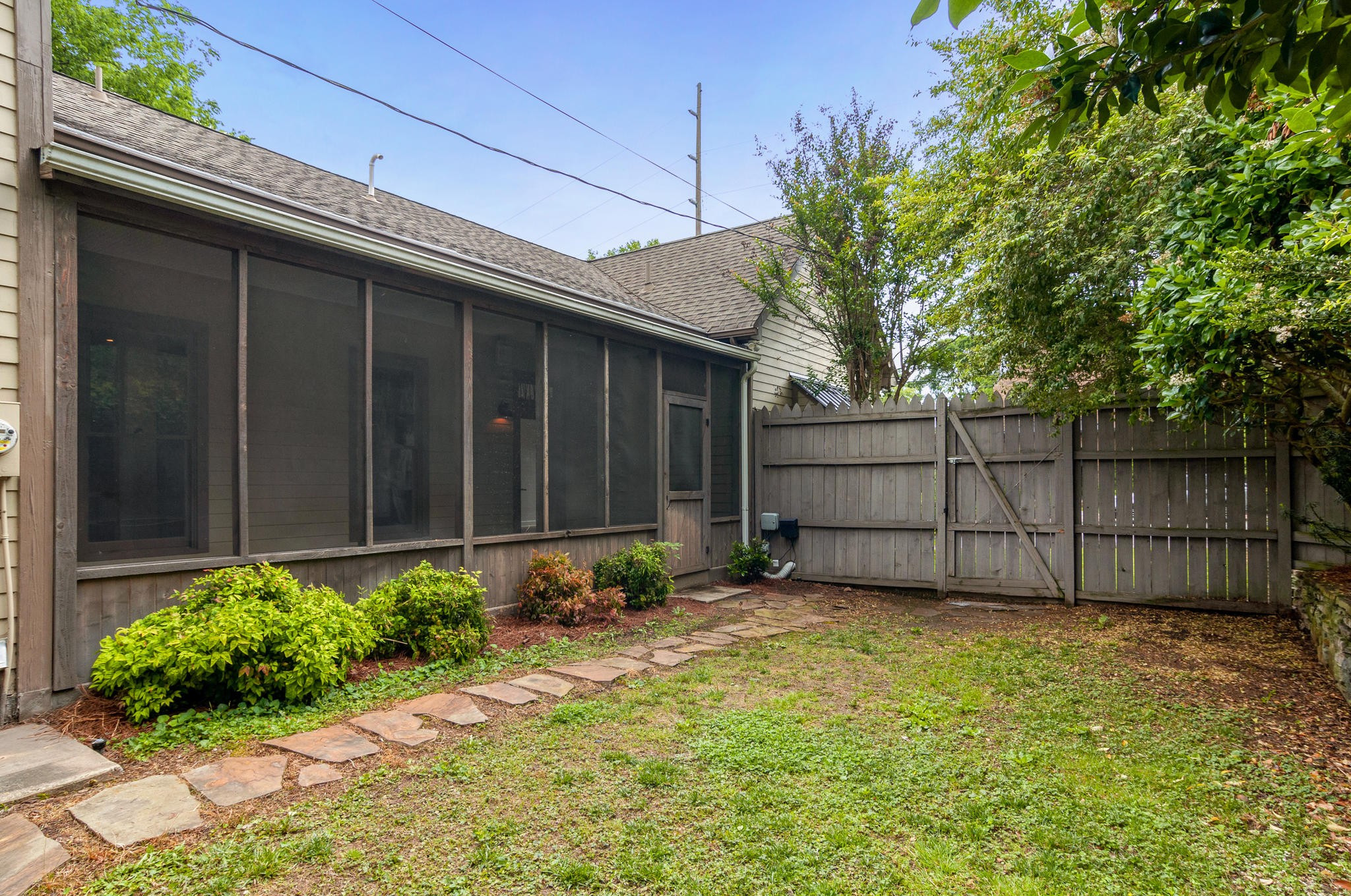 1311 7th Ave, N