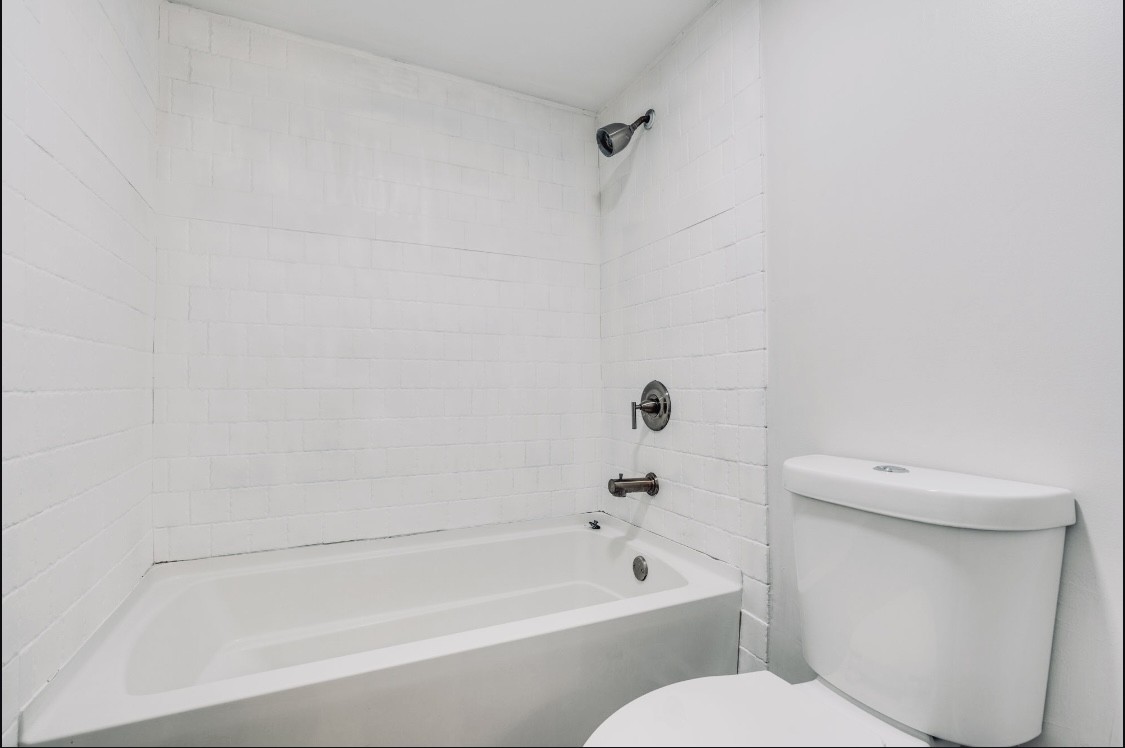 515D Chesterfield Ave Unit: D