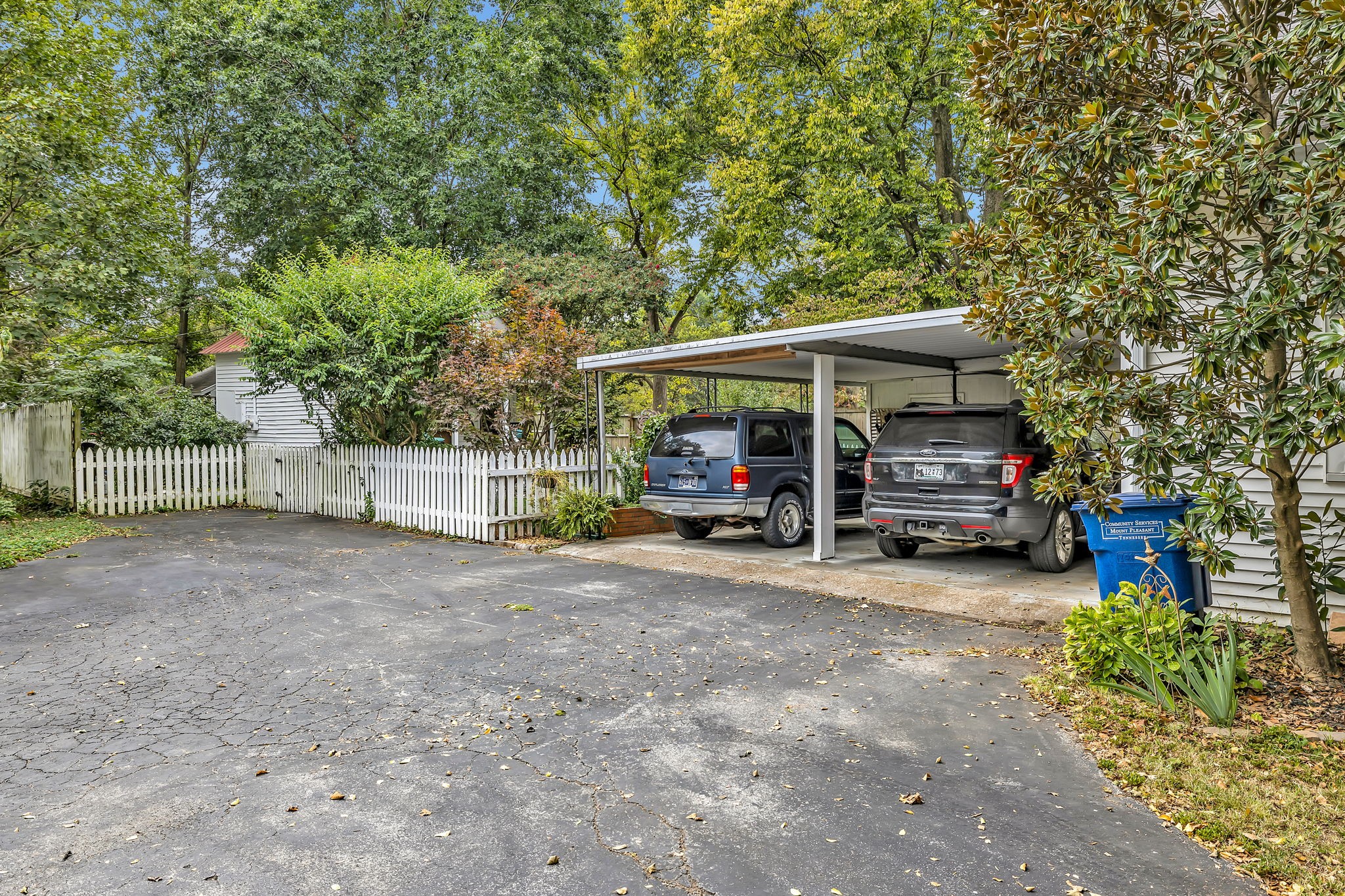 203 Hay Long Ave