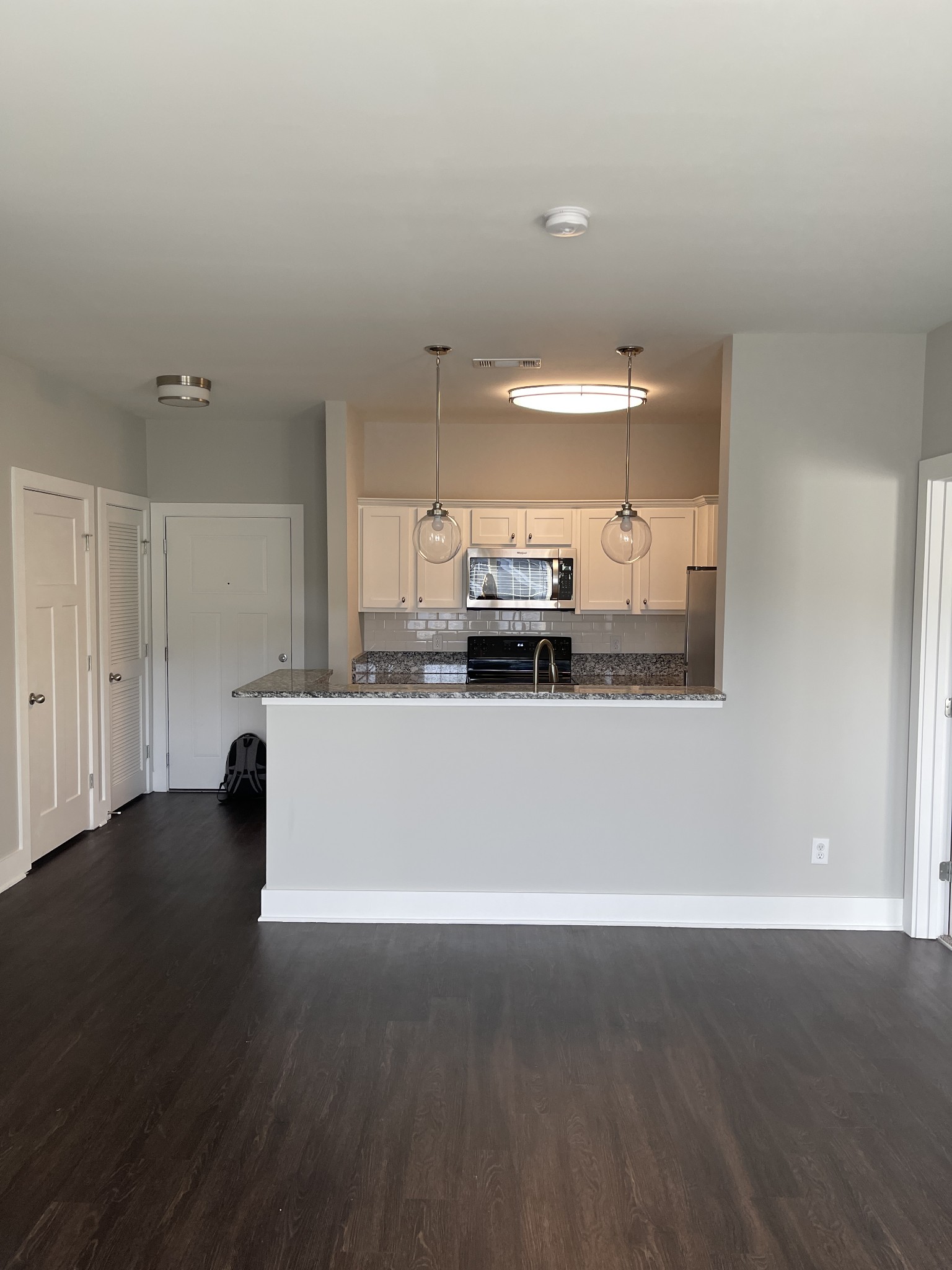 934 Governors Ct Unit: 306