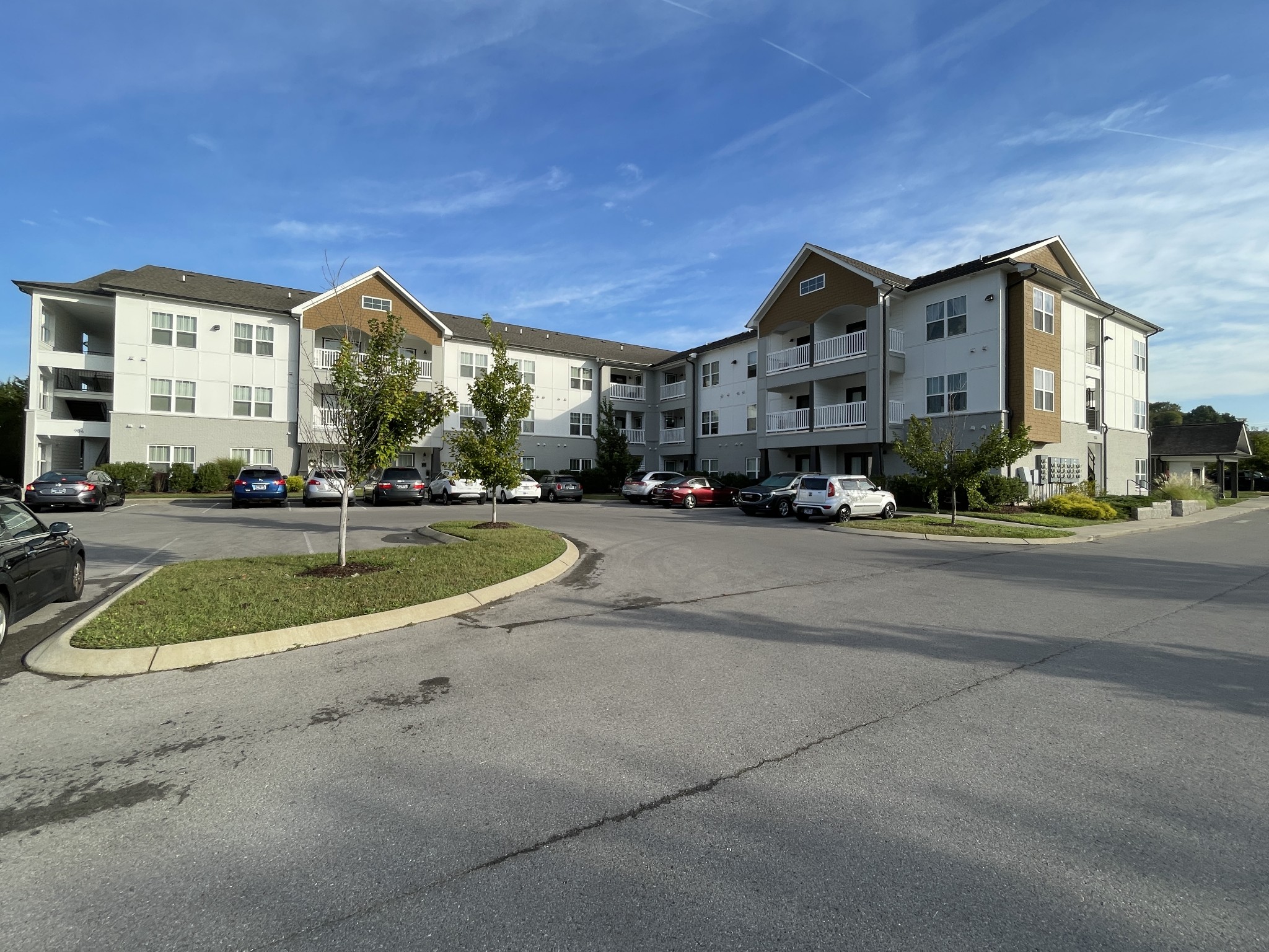 934 Governors Ct Unit: 306