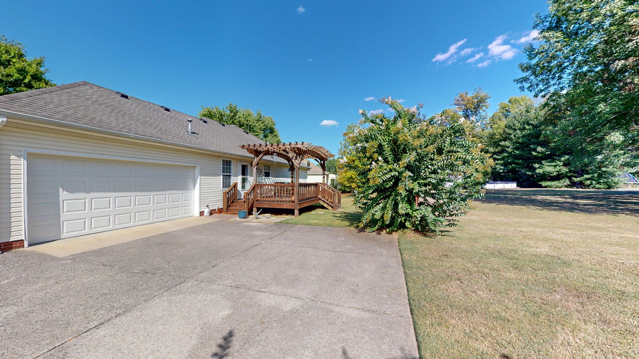 1033 Snead Drive