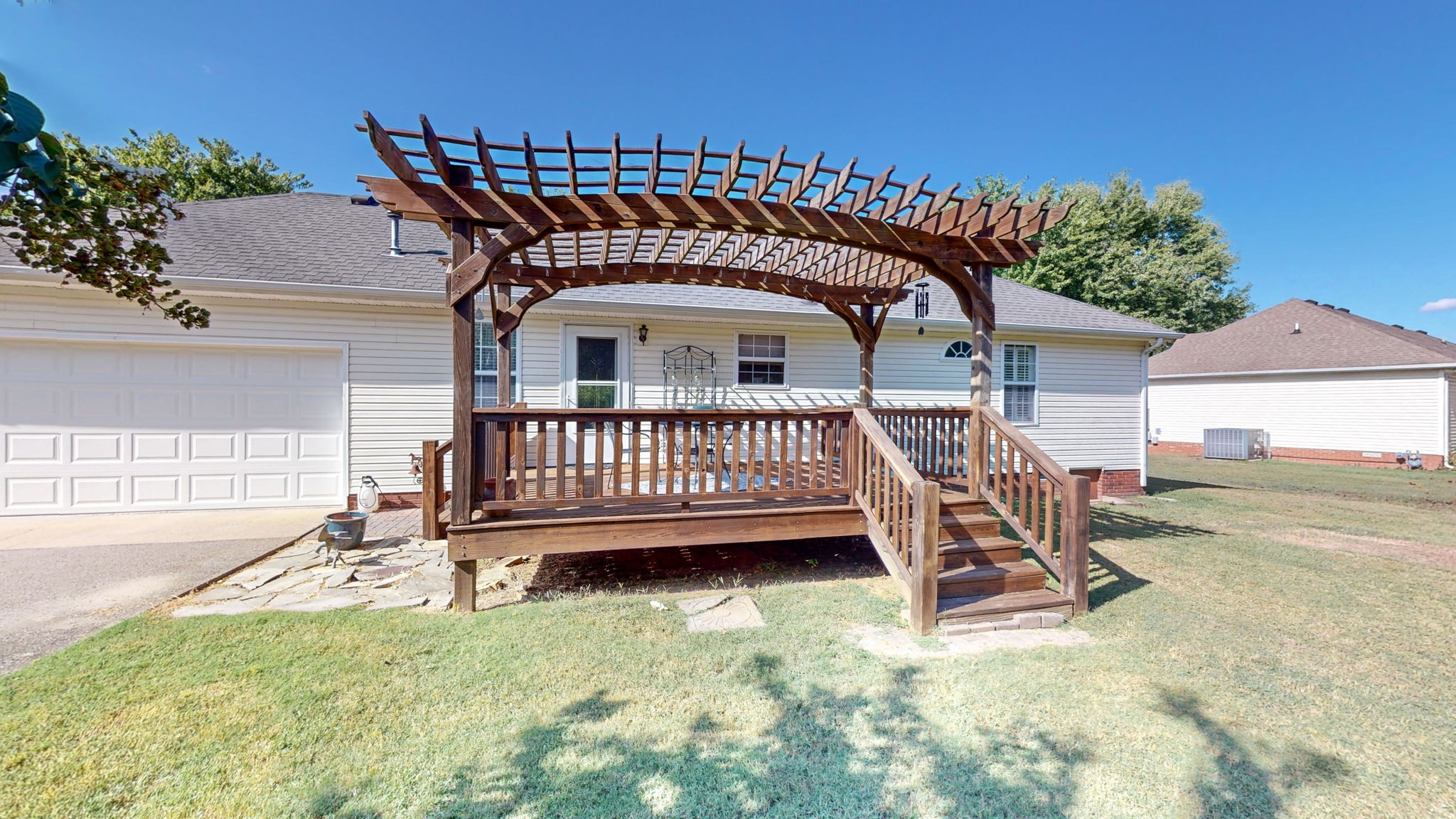 1033 Snead Drive