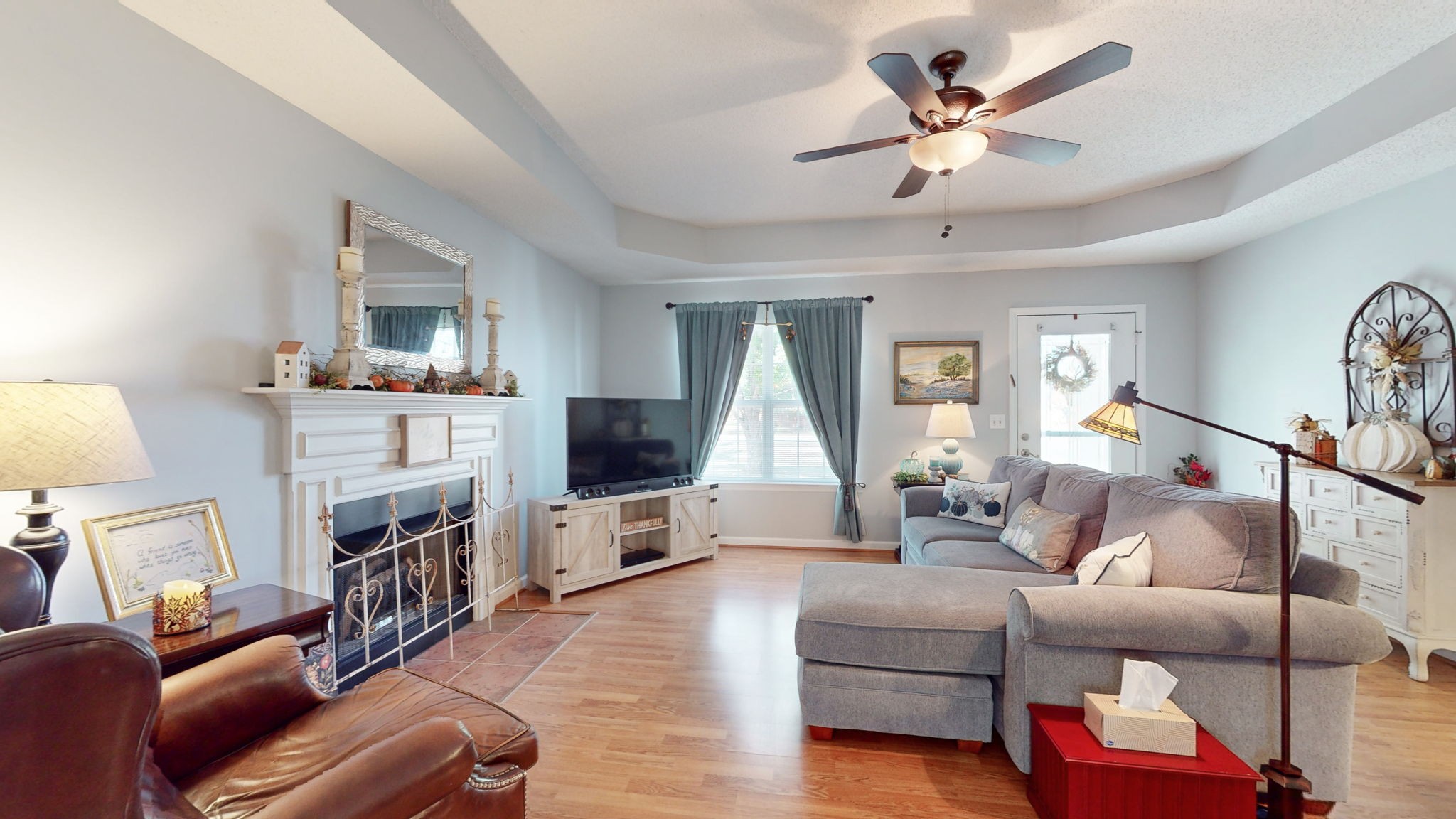 1033 Snead Drive