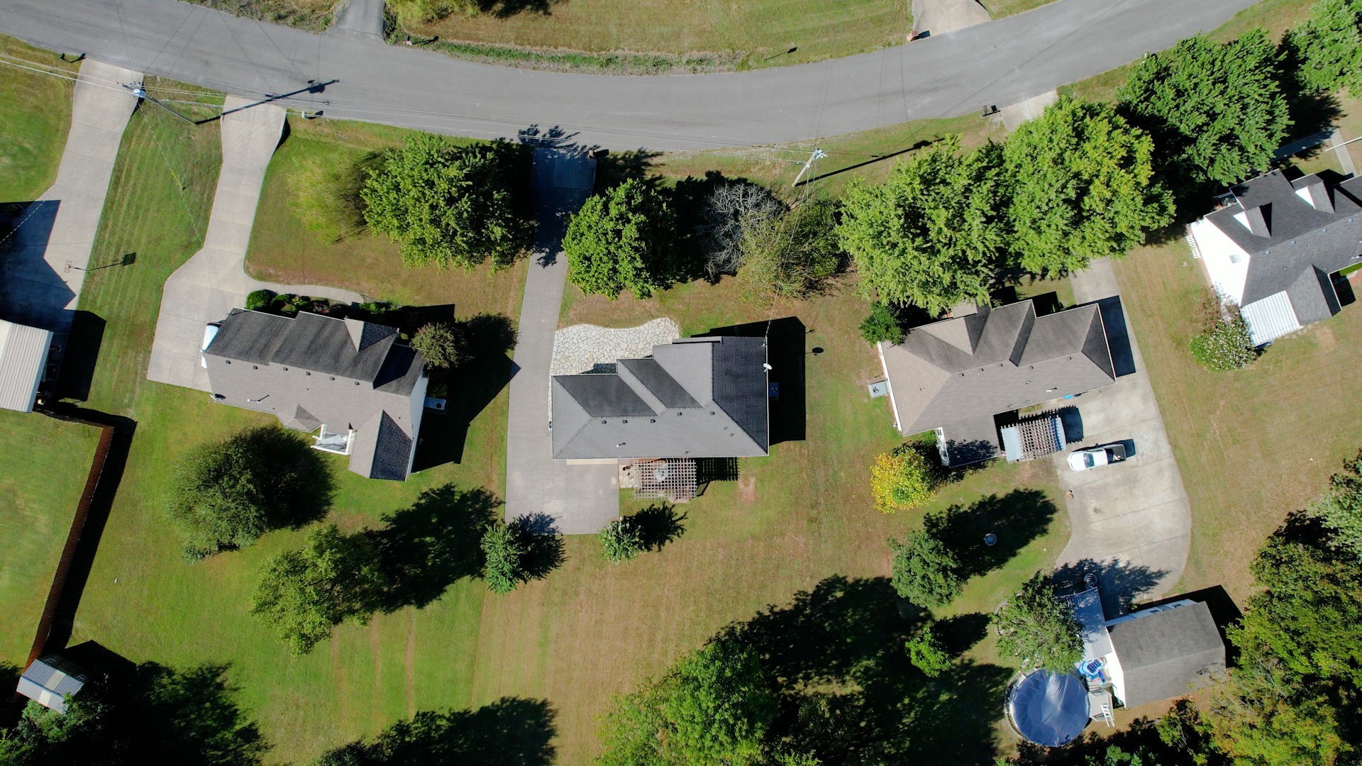 1033 Snead Drive