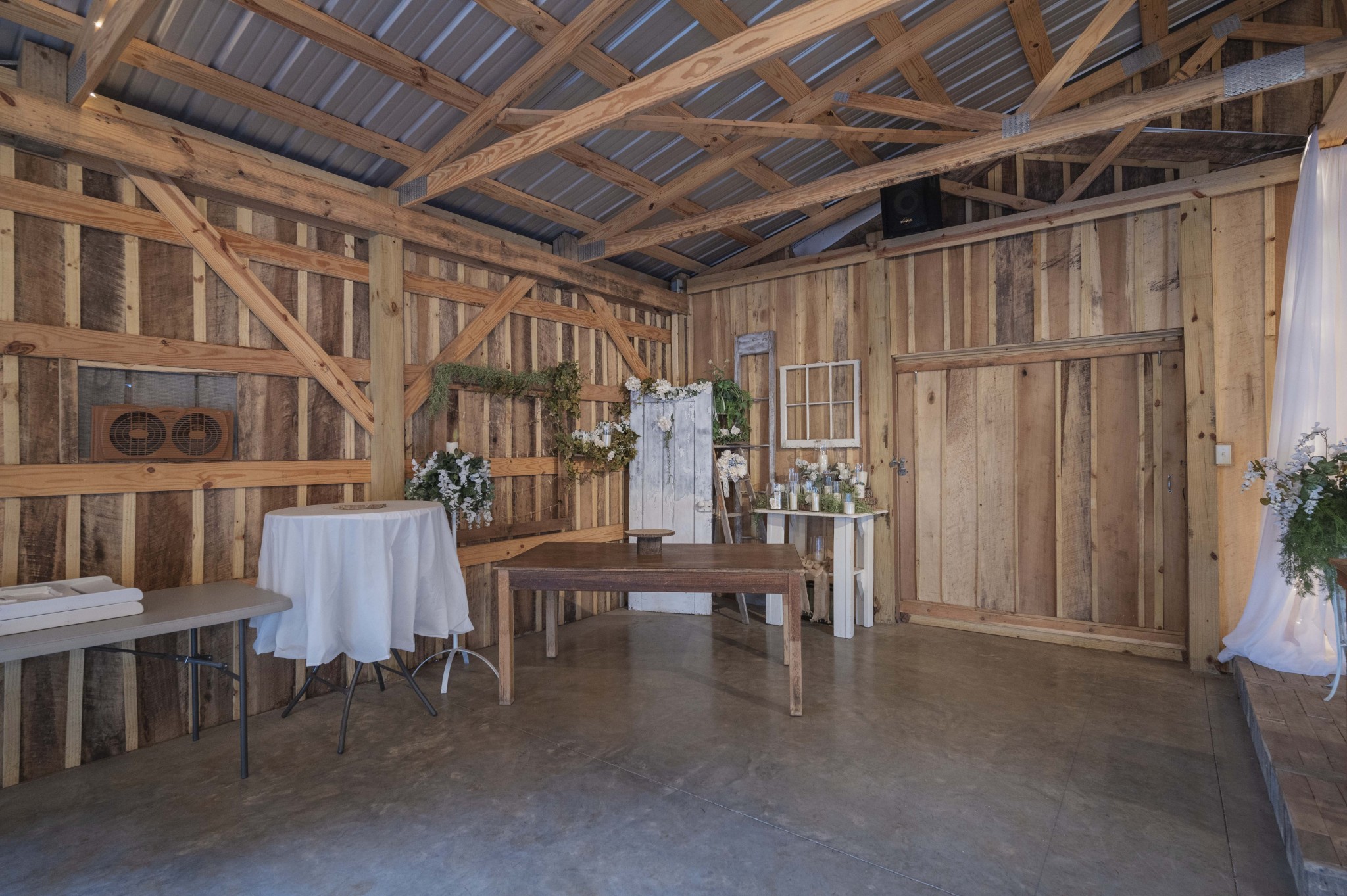 5496 Seminary Rd