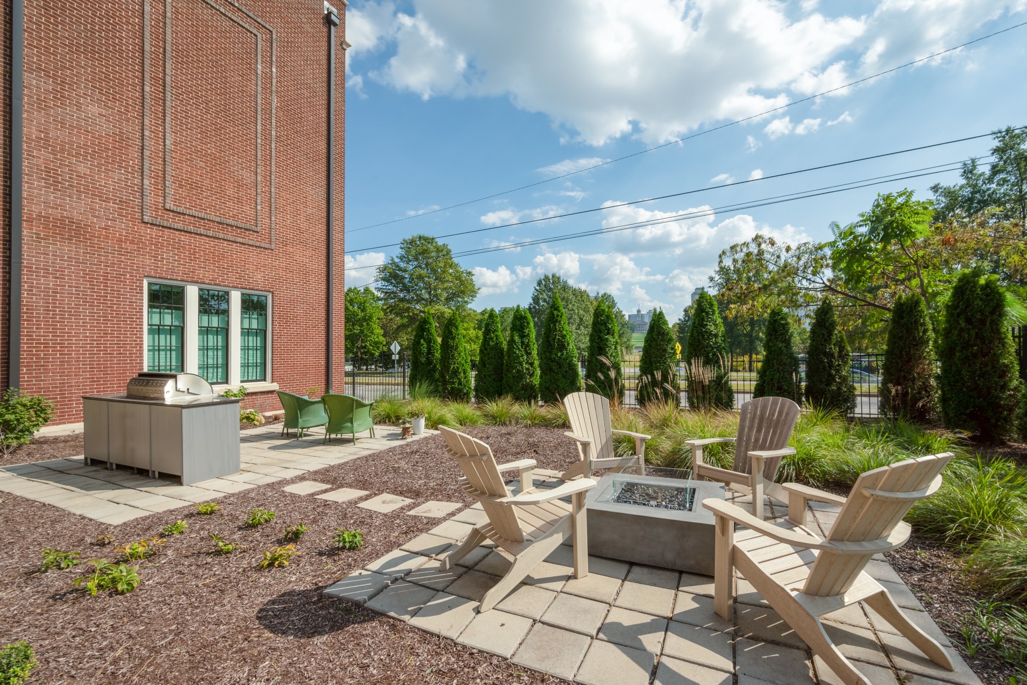 601 Madison St Unit: 109